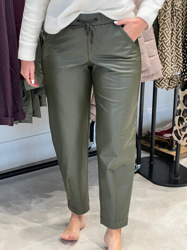 Stehmann Rhonda Pleather Trousers In Forest