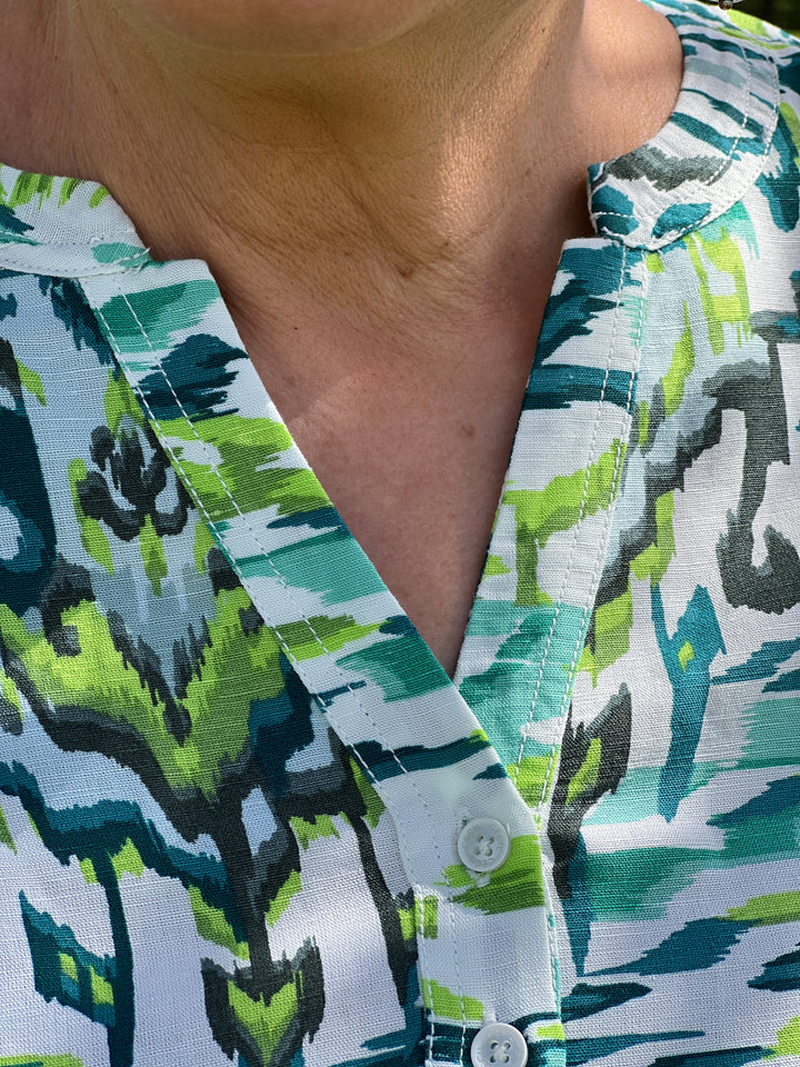 Cecil Linen Blouse In Green Lagoo