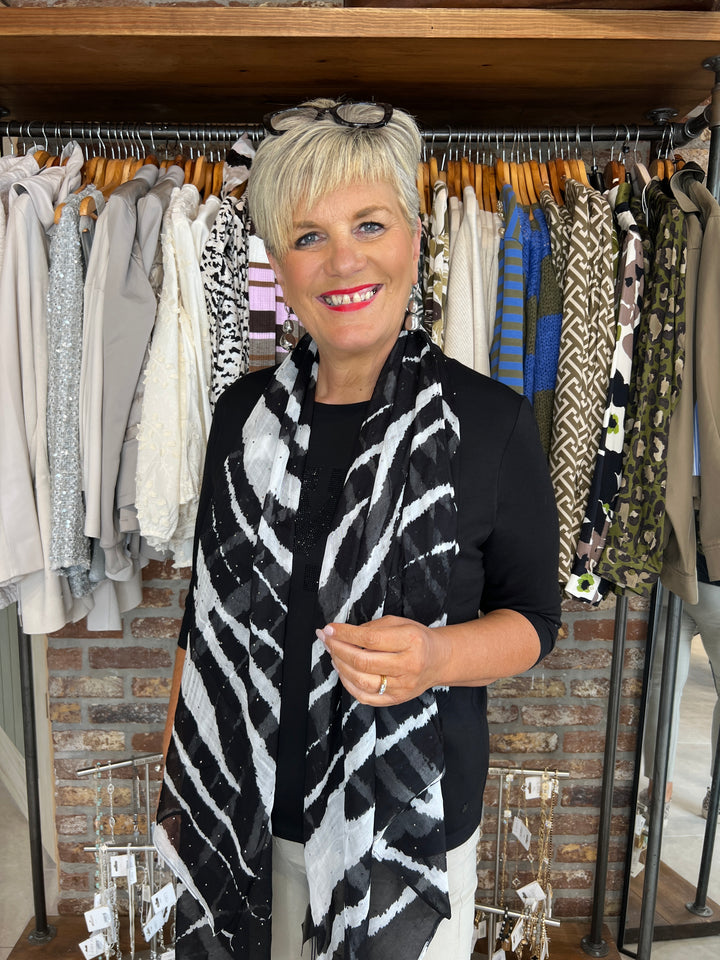 Monari Scarf With Print In Black Multi