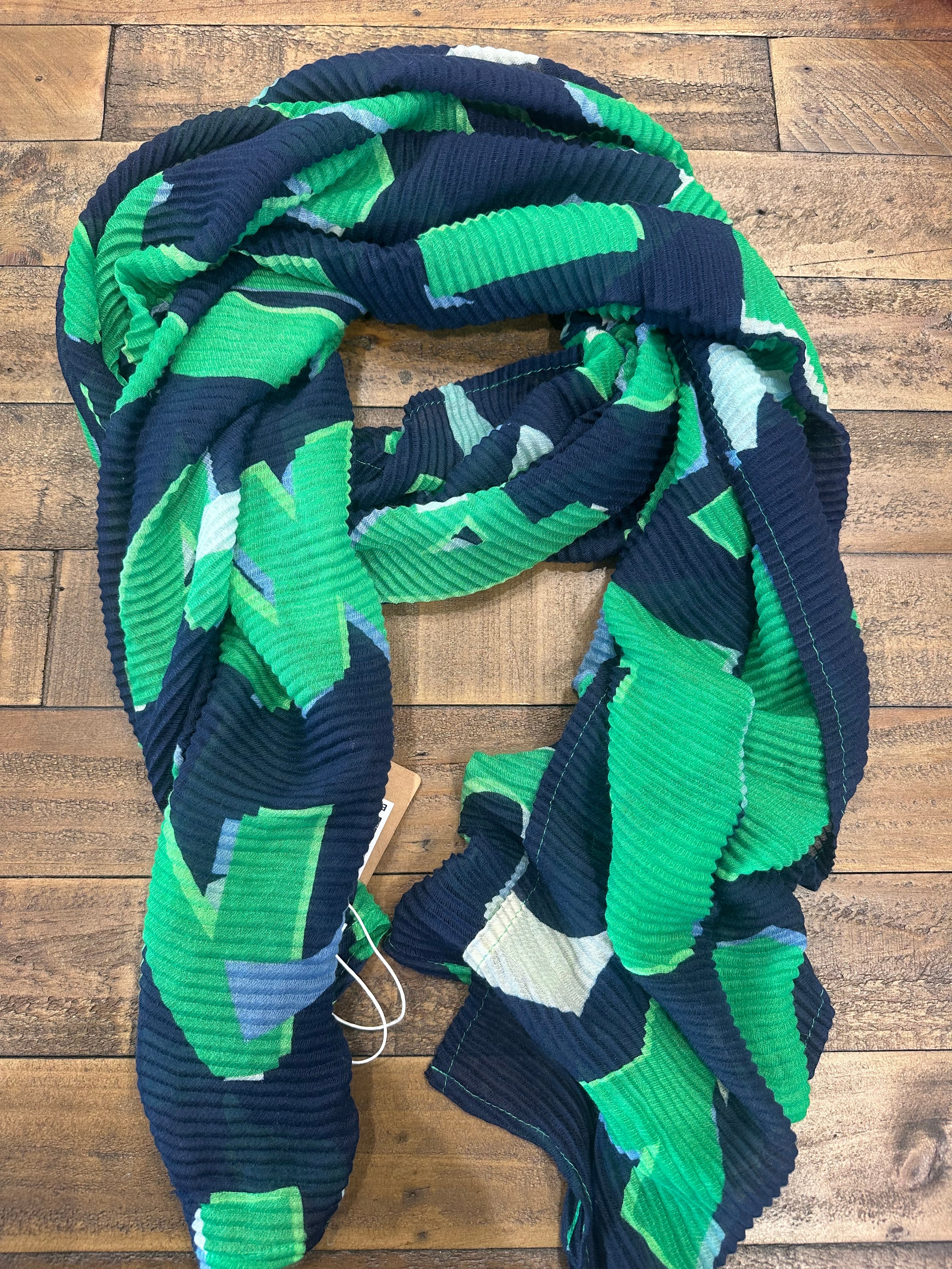 Cecil Printed Plissee Scarf In Deep Blue