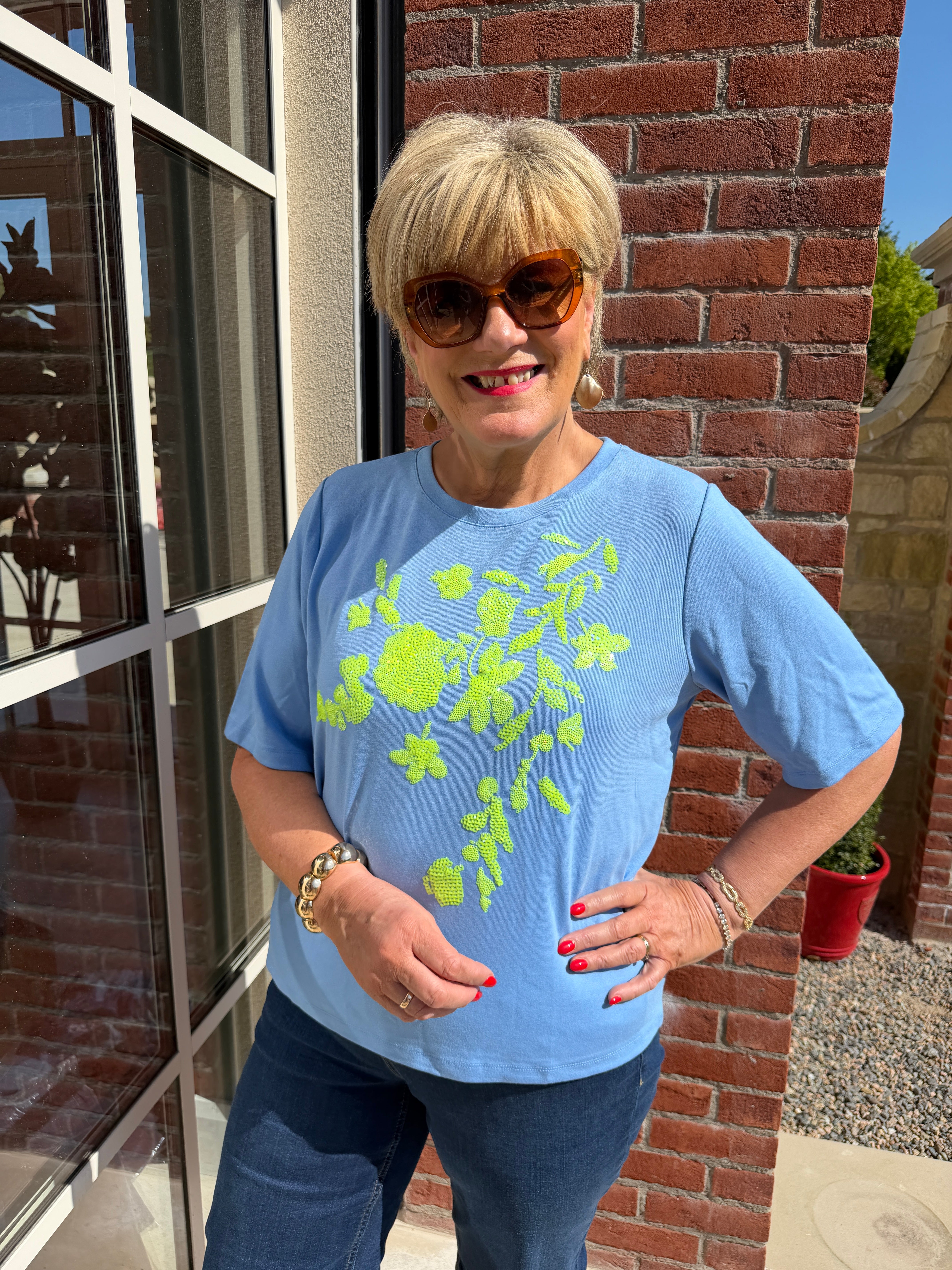 Milano Italy Floral patterned sweatshirt in blue
