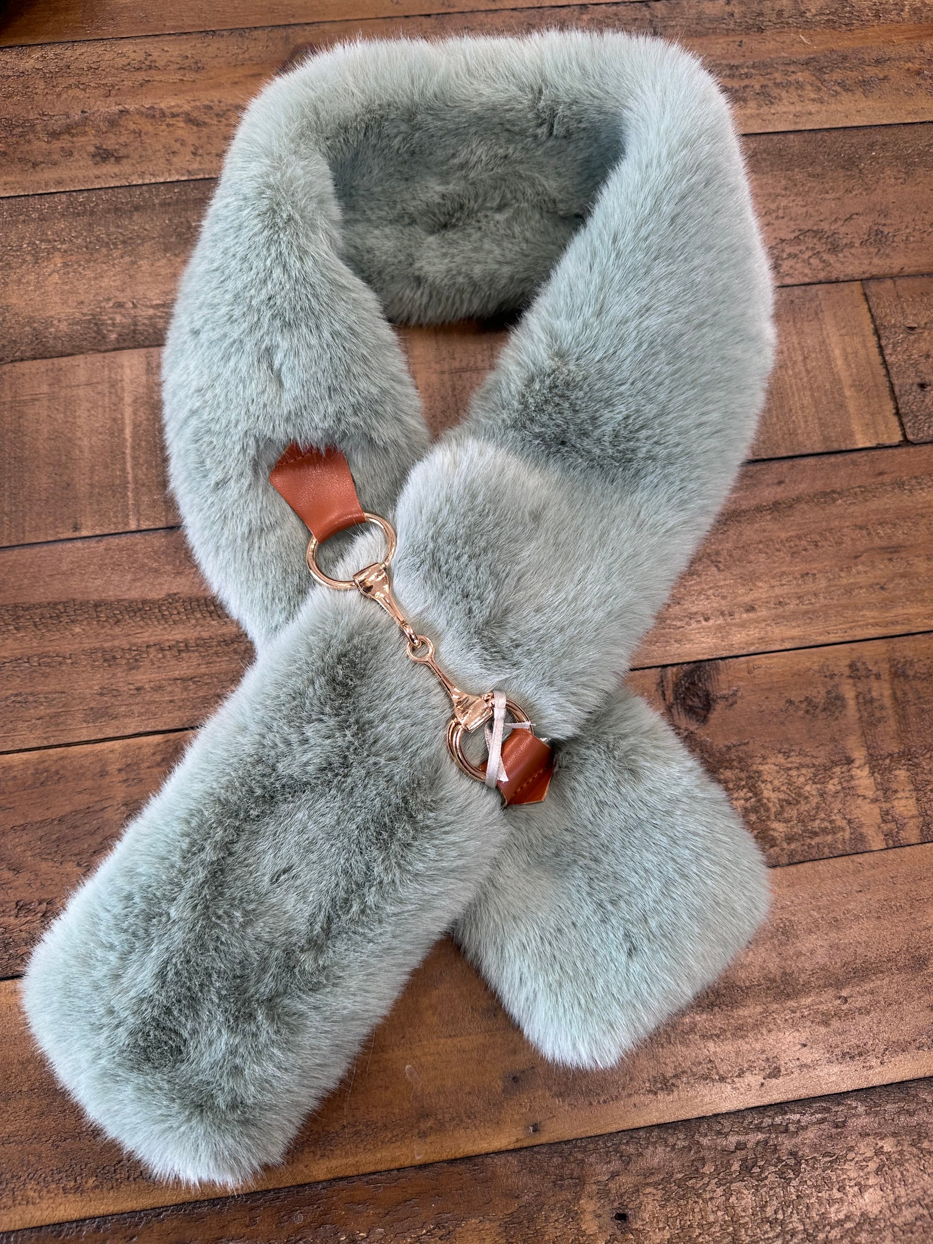 Olivia Looped Faux Fur Scarf In Green