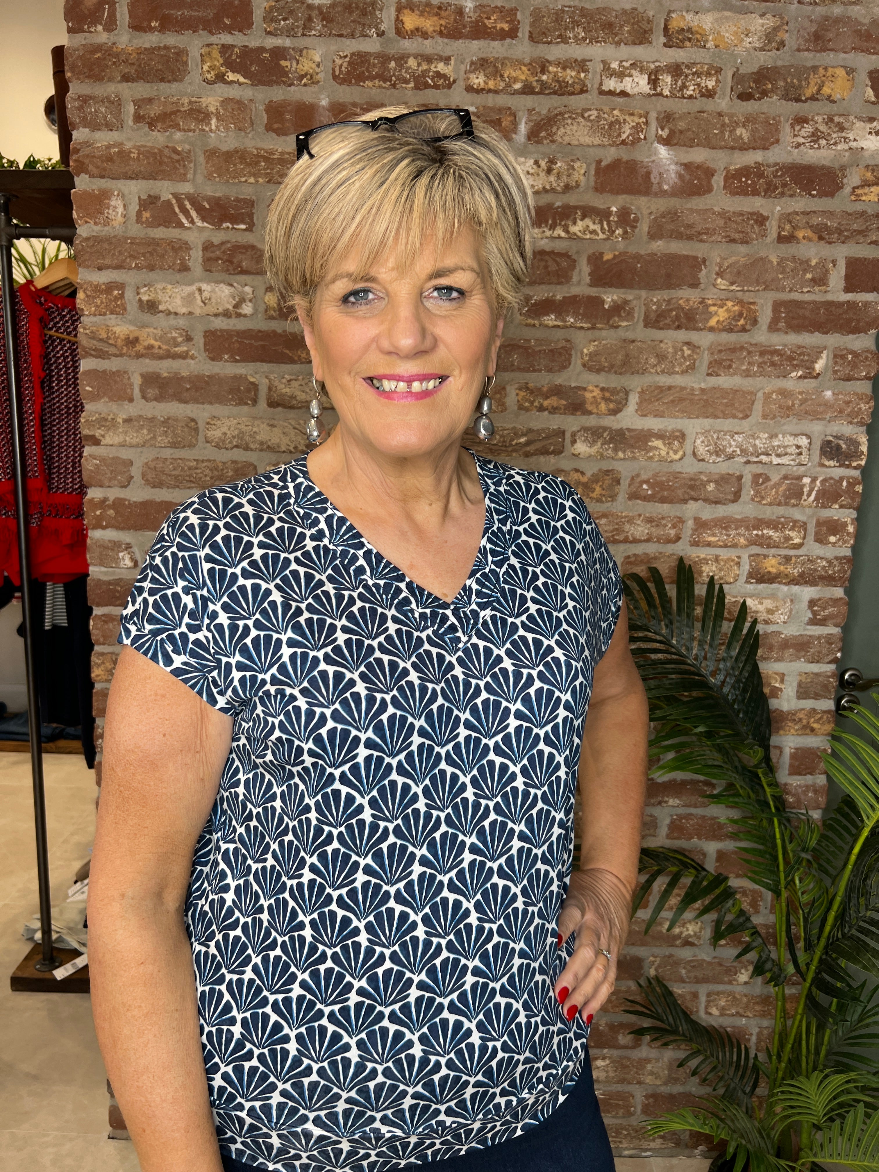 Cecil v-neck print top In Universal Blue