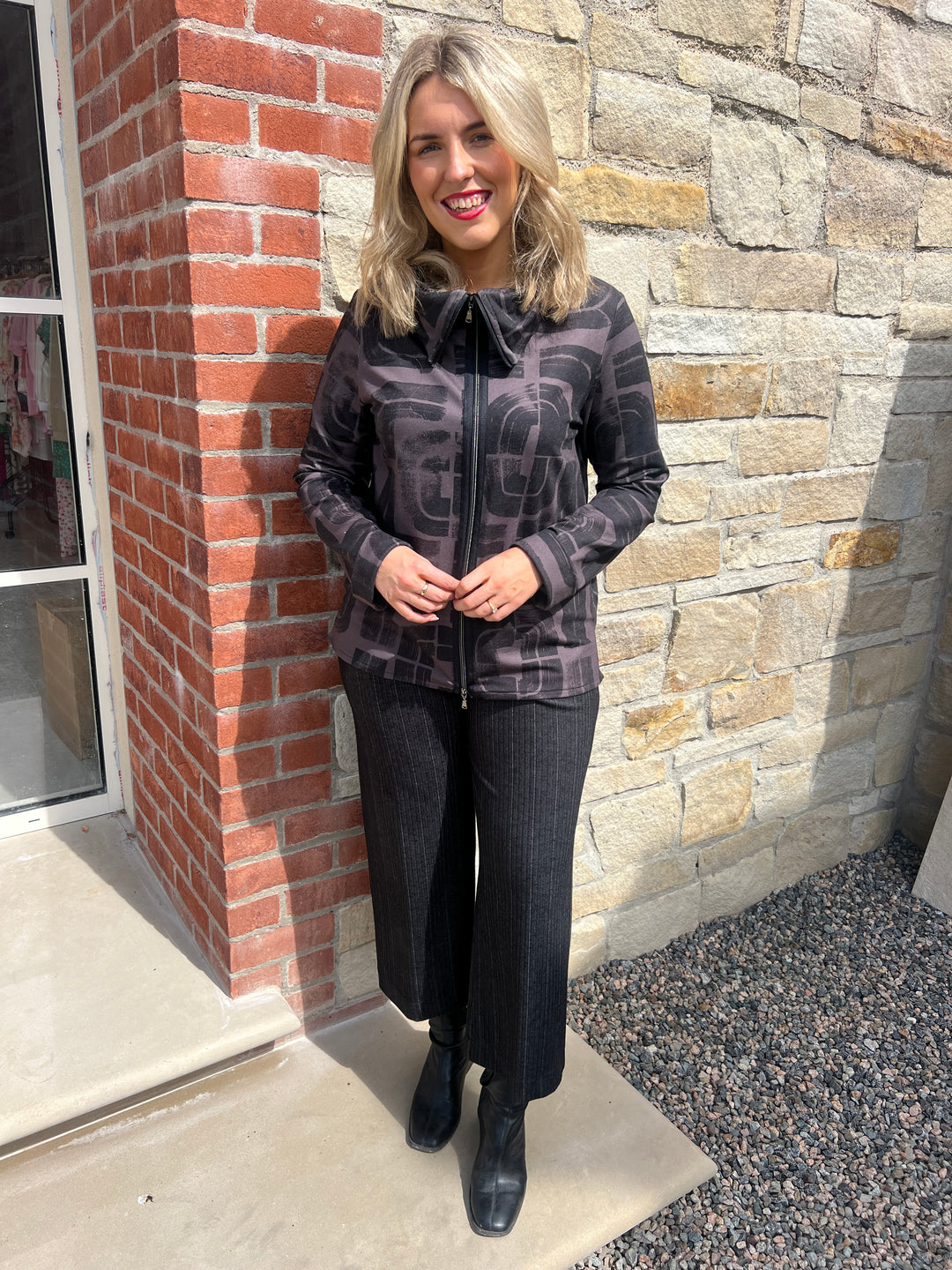 Peruzzi Centre Zip Print Top In Brown multi