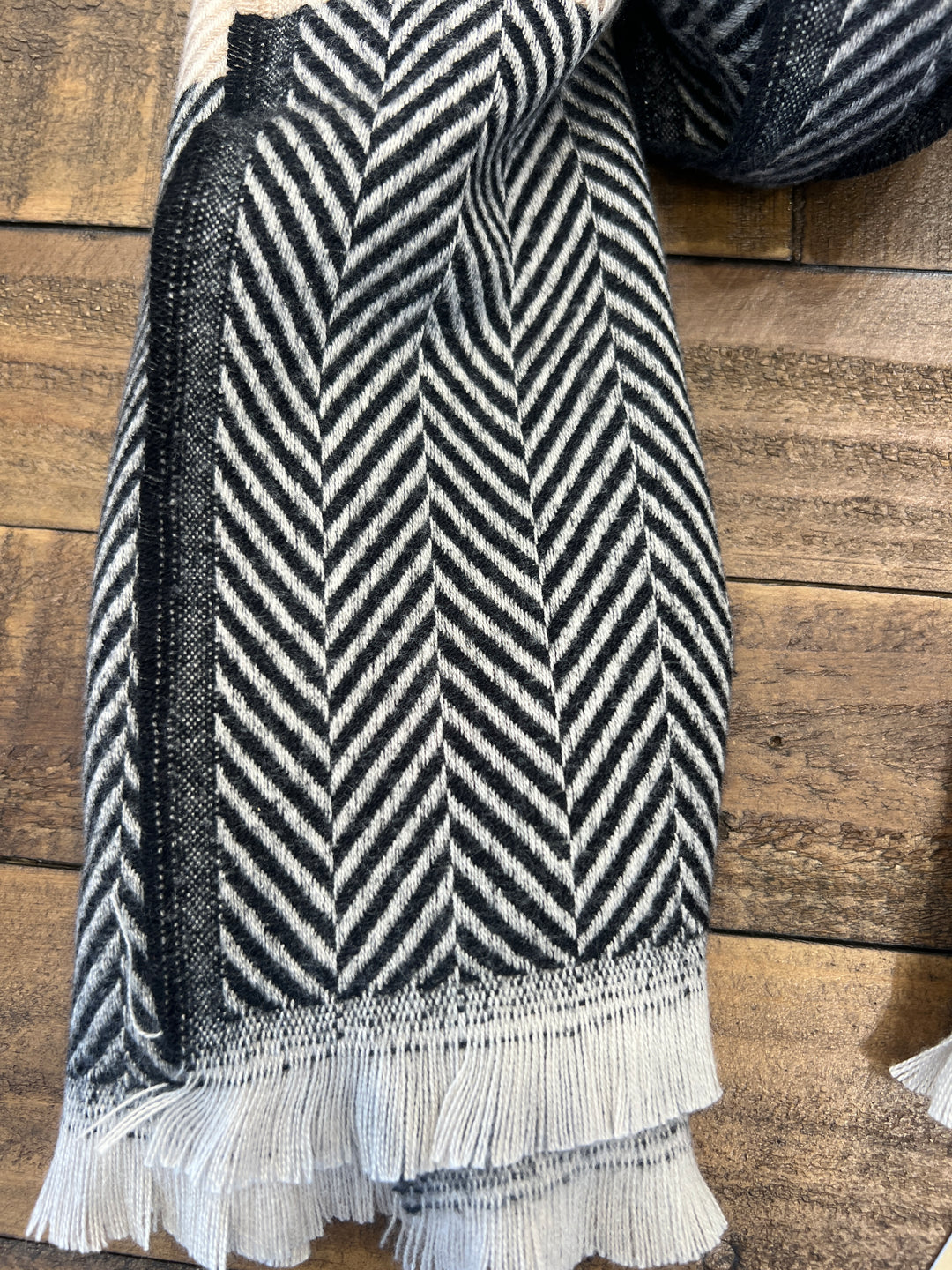 Soya Concept Ilsebet Scarf In Sand Multi