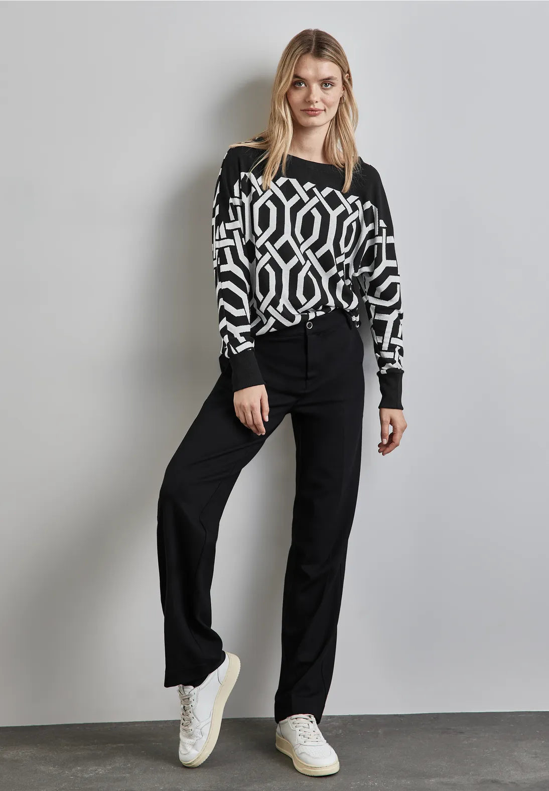 Street One Jacquard Top In Black