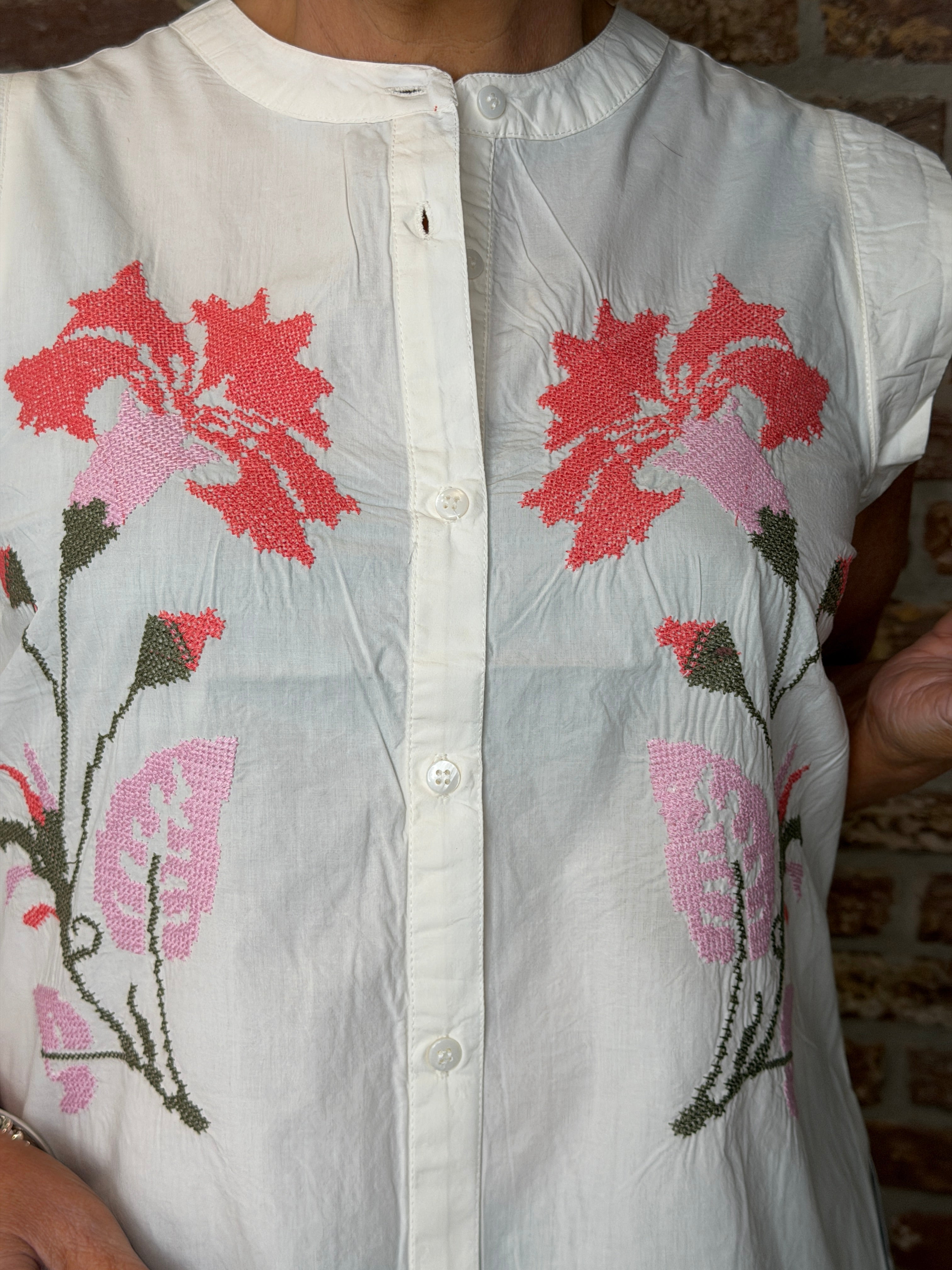 Culture Embroidery Shirt In spring gardenia