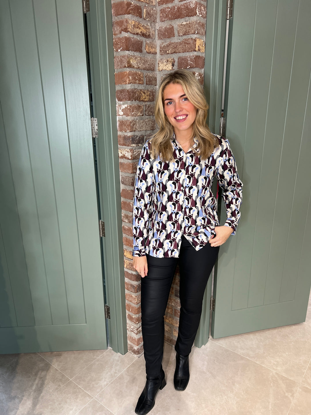 Milano Italy Patterned Shirt In Vino