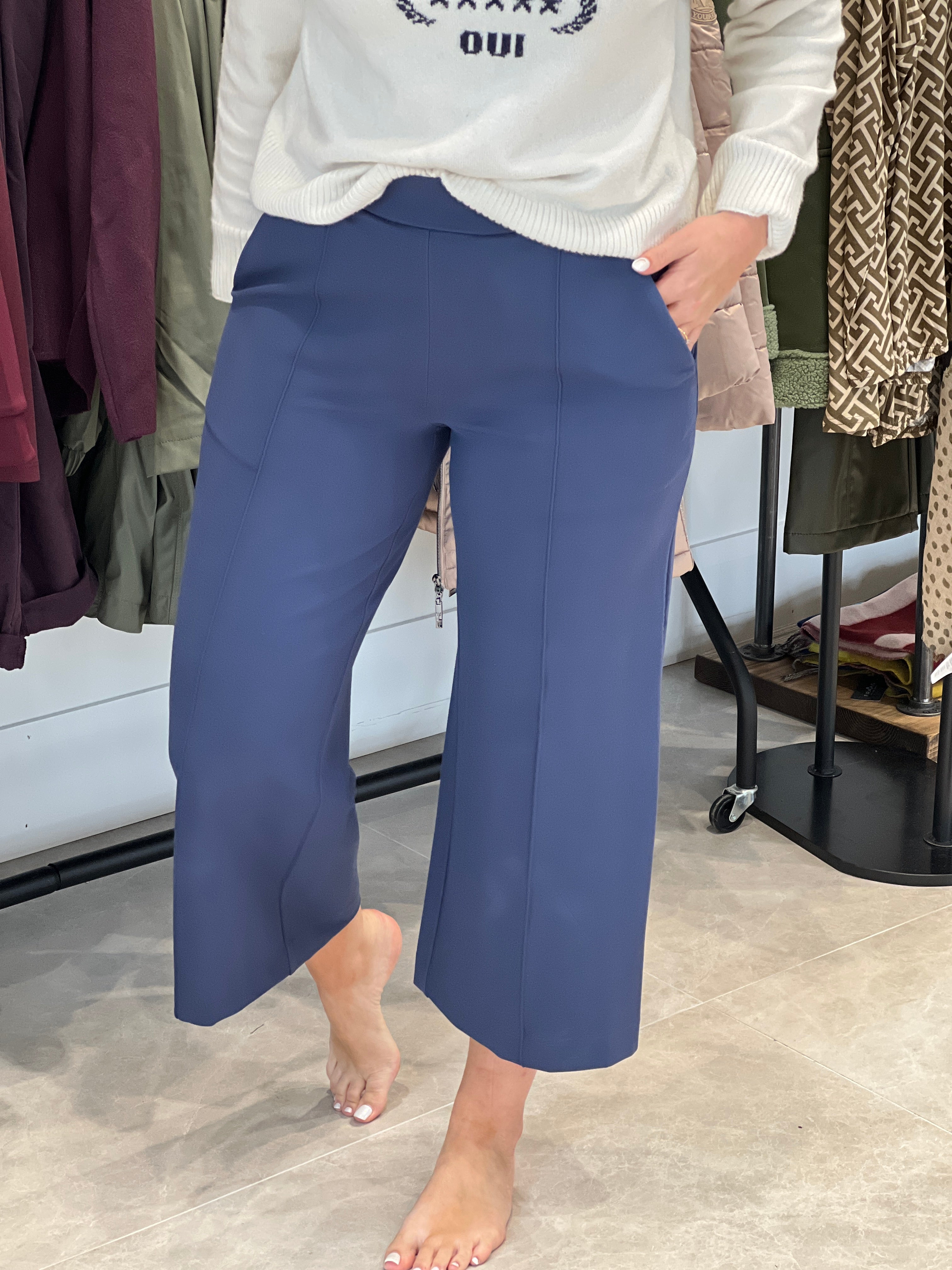 Masai Piana Trousers In Navy