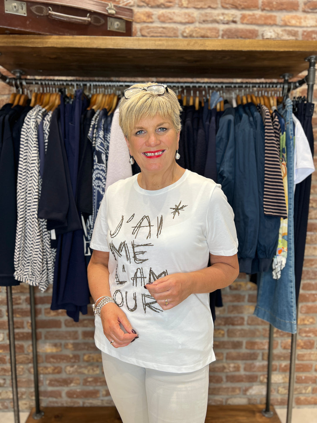 Oui Sequins & Bead T-shirt In White & Brown