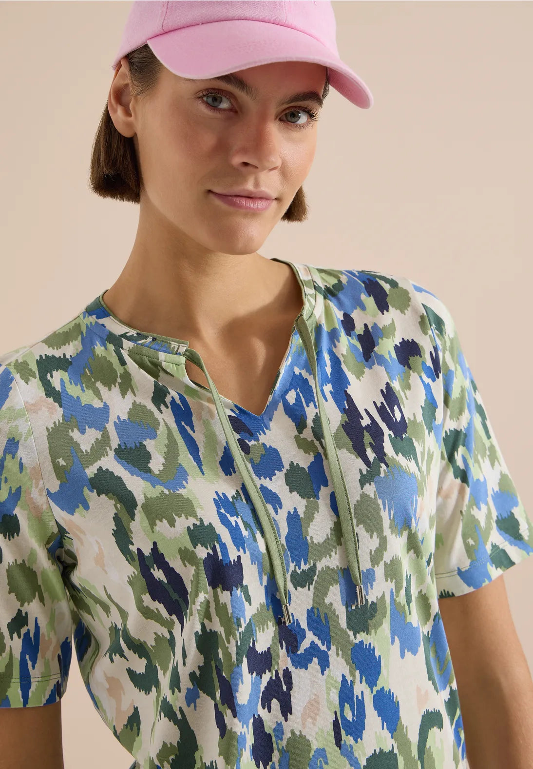 Cecil Patterned T-shirt With Toggles In Cashmere Beige
