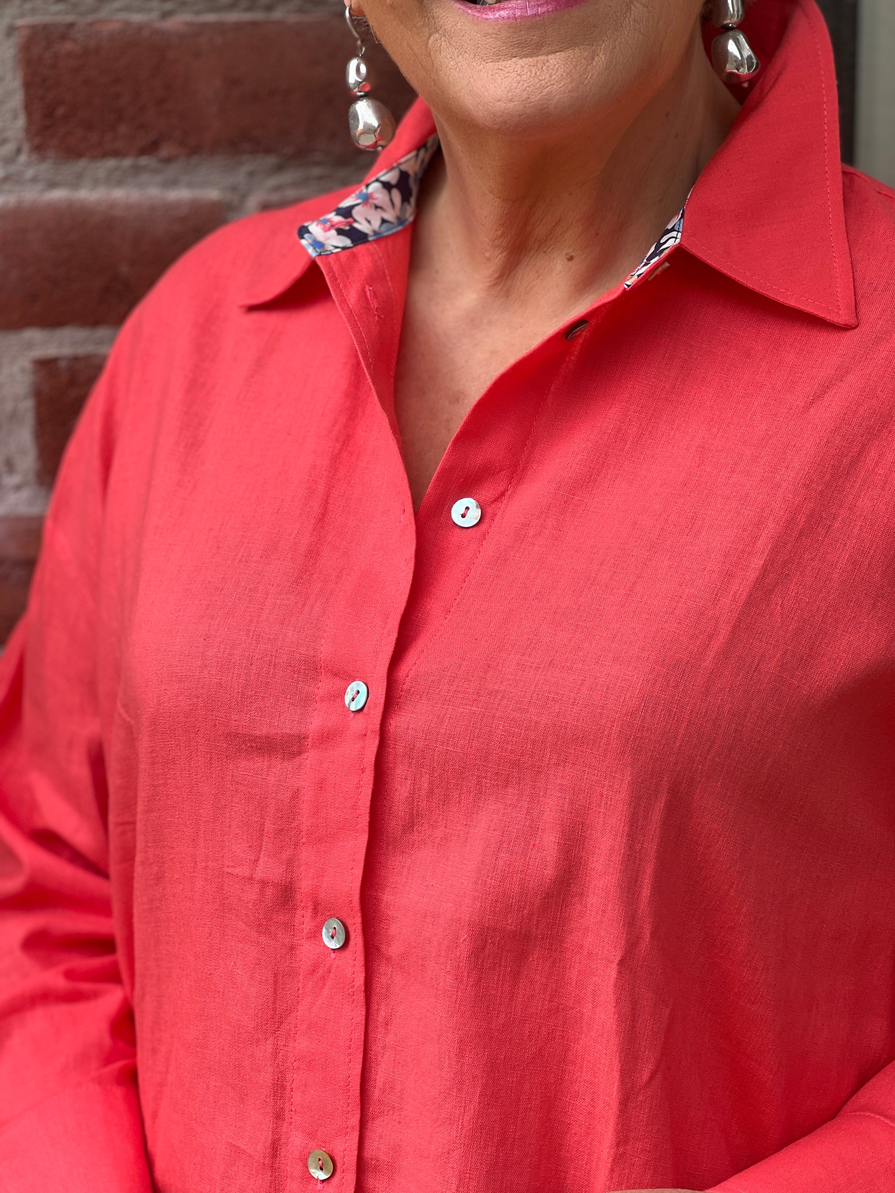 Nümph shirt with floral collar in Cayenne