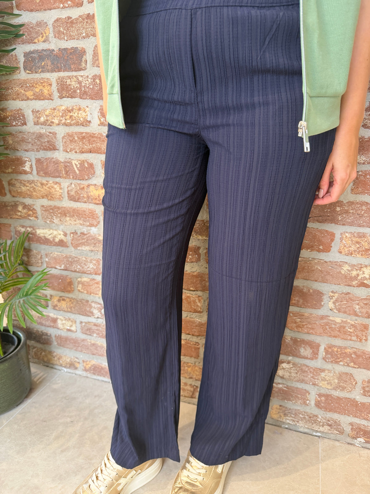 Neele Structured Trousers In Navy
