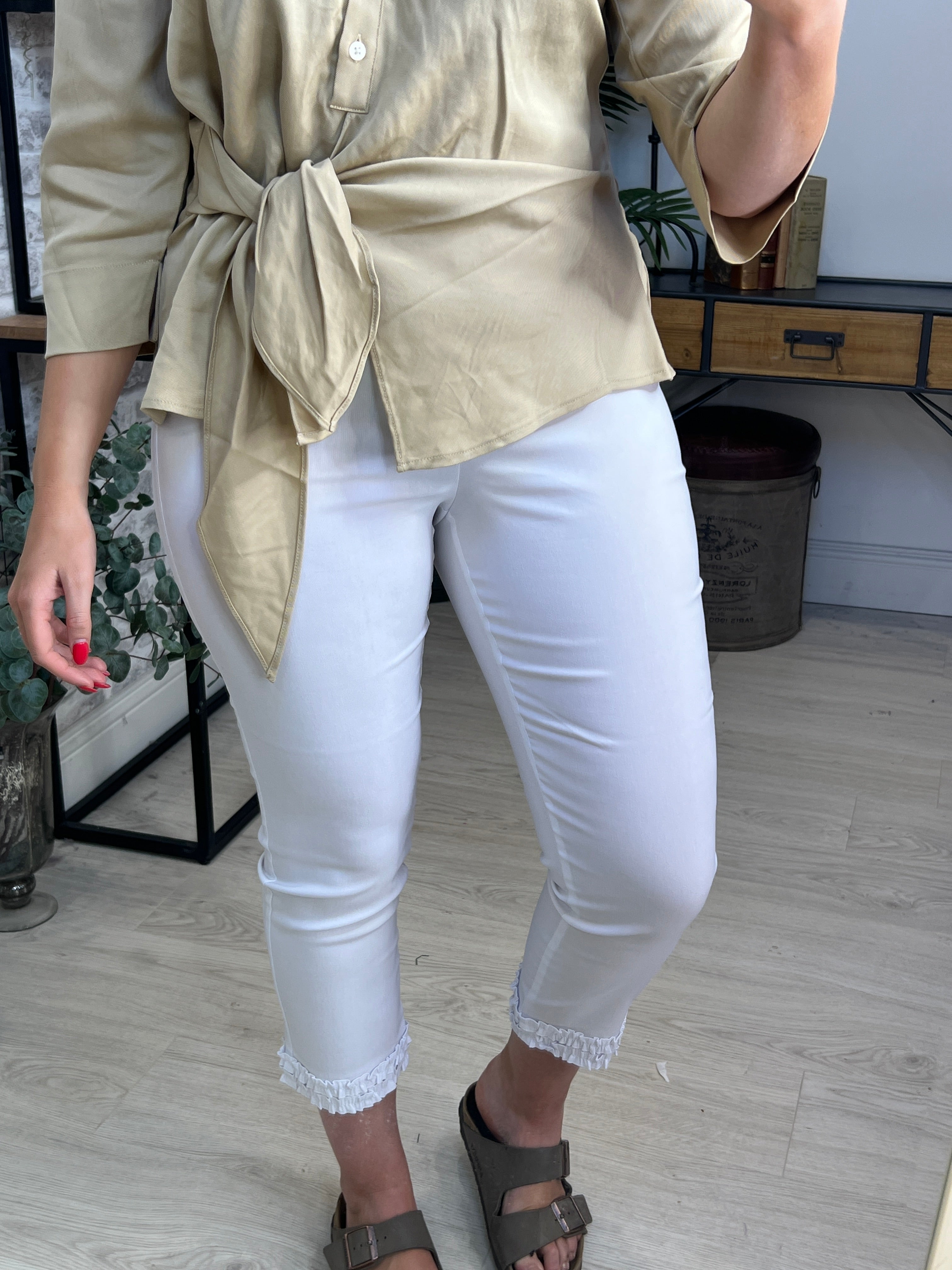 Stehmann Waterford Ruffle Trousers In White