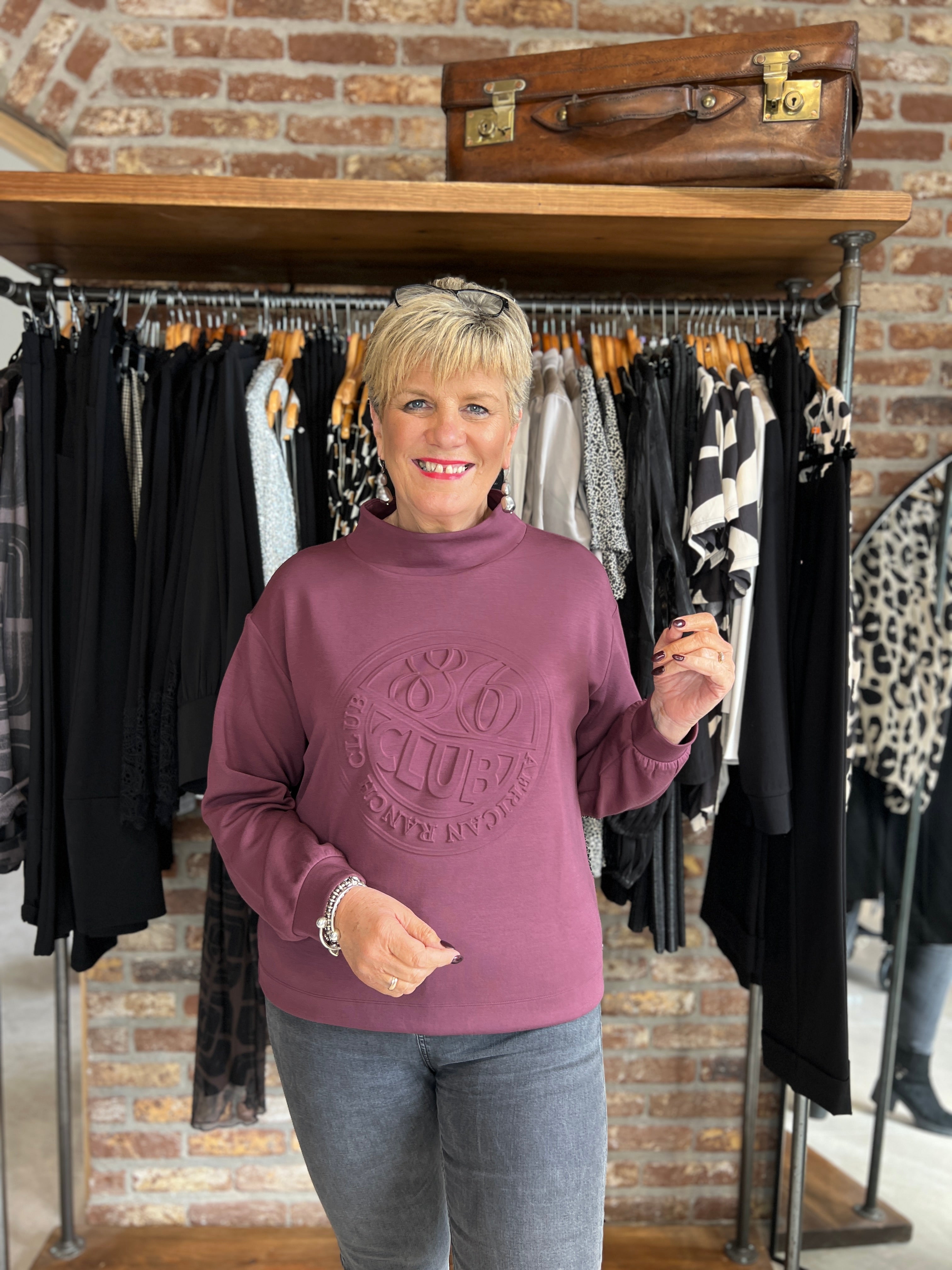 Monari Sweatshirt With 3D Print In Bordeaux