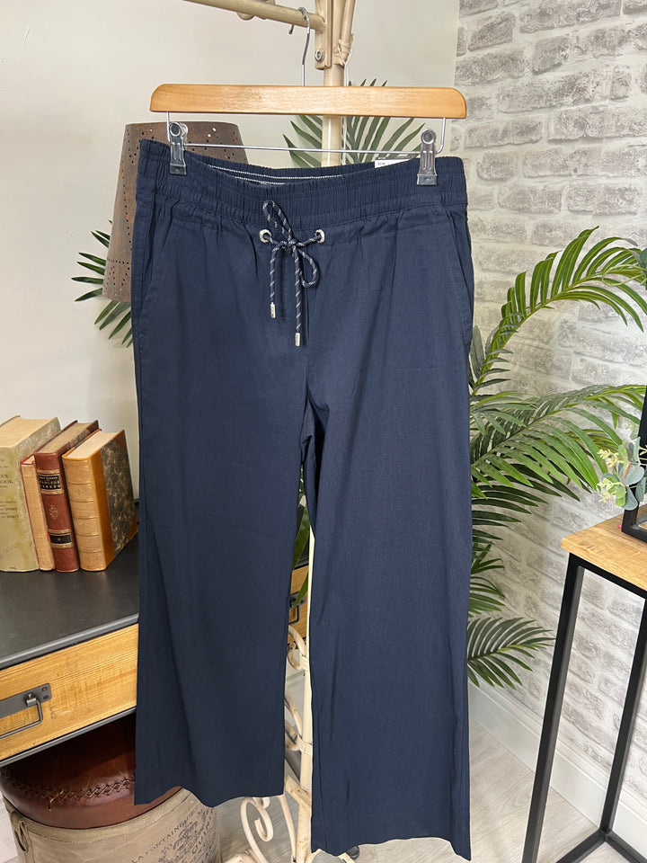 Cecil Neele Wide Leg Trousers In Navy