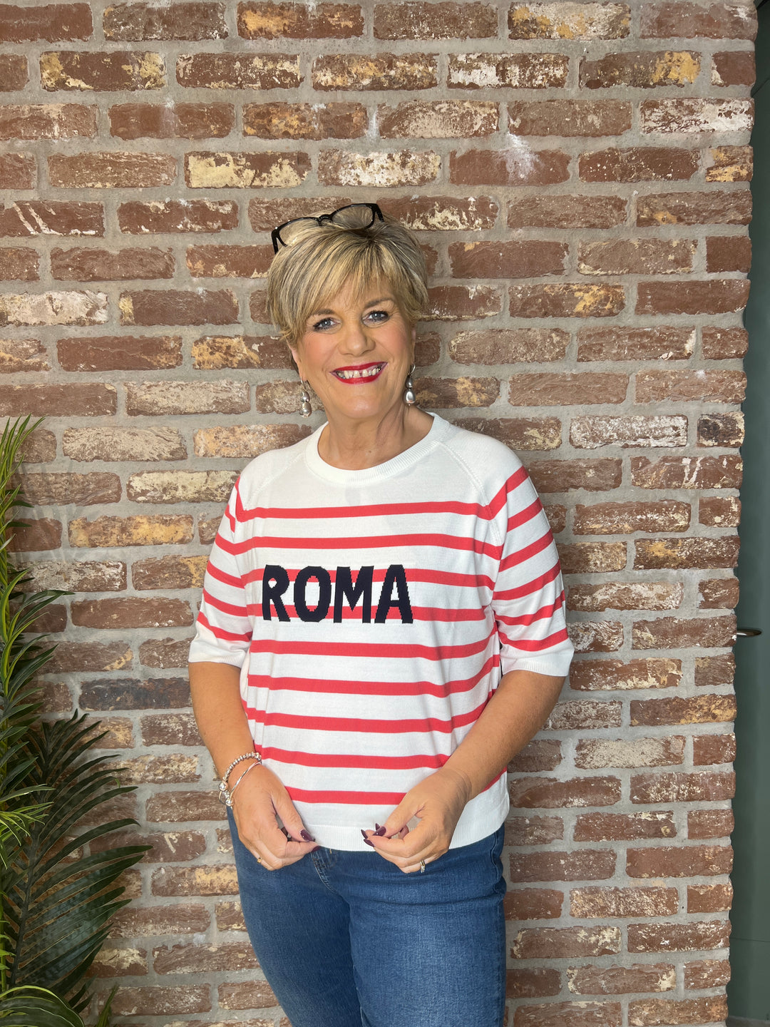 Milano Italy Roma Pullover In Off white & Red