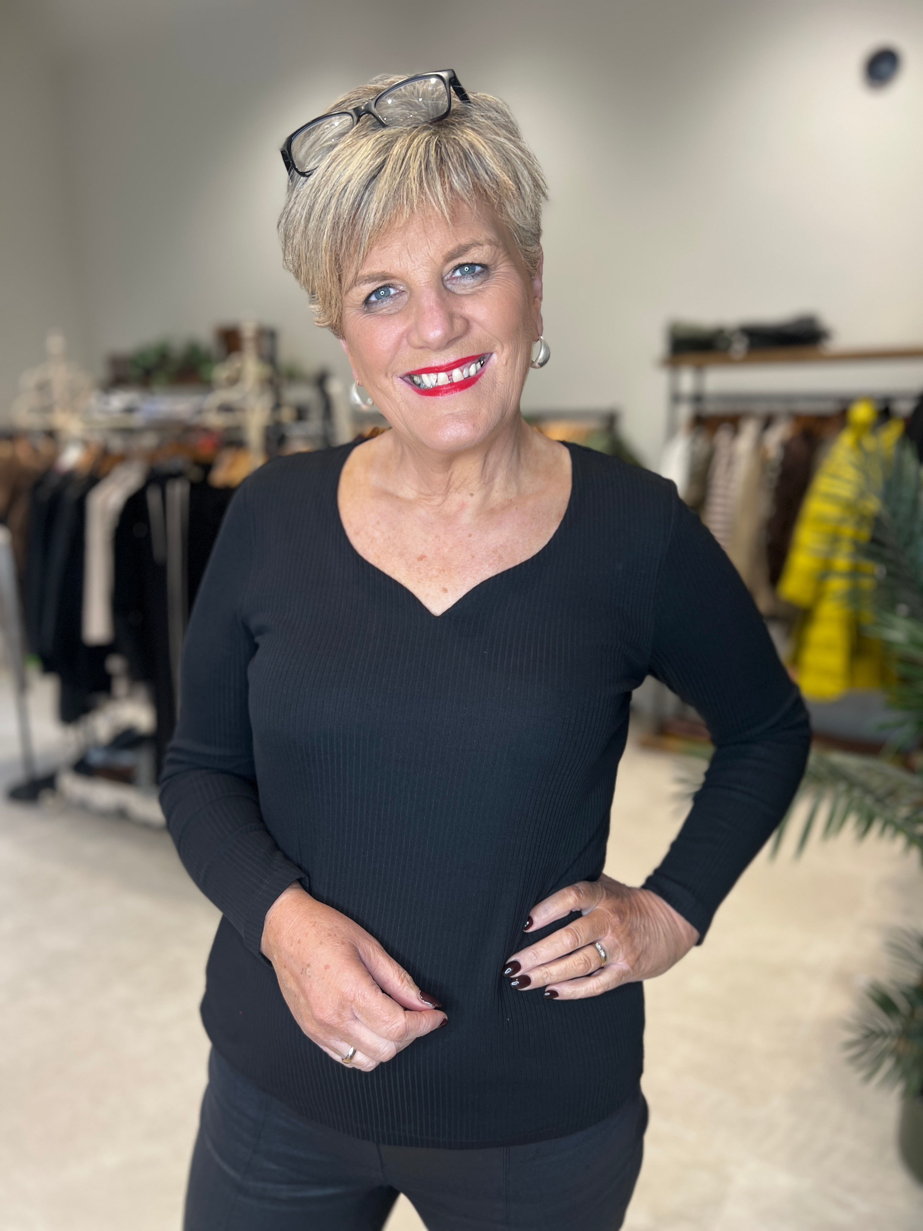 Street One Ribbed Heart Neckline Top In Black