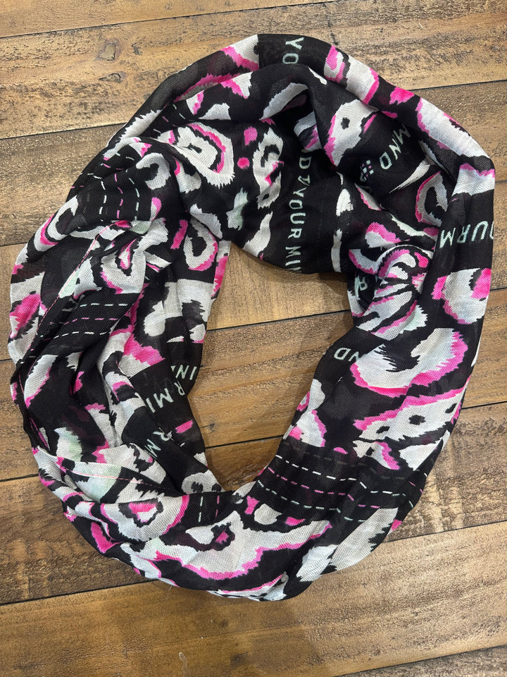Cecil Printed Loop Snood In Black