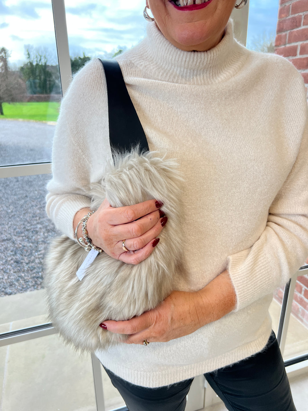 Helen Moore Slouch Bag In Oyster