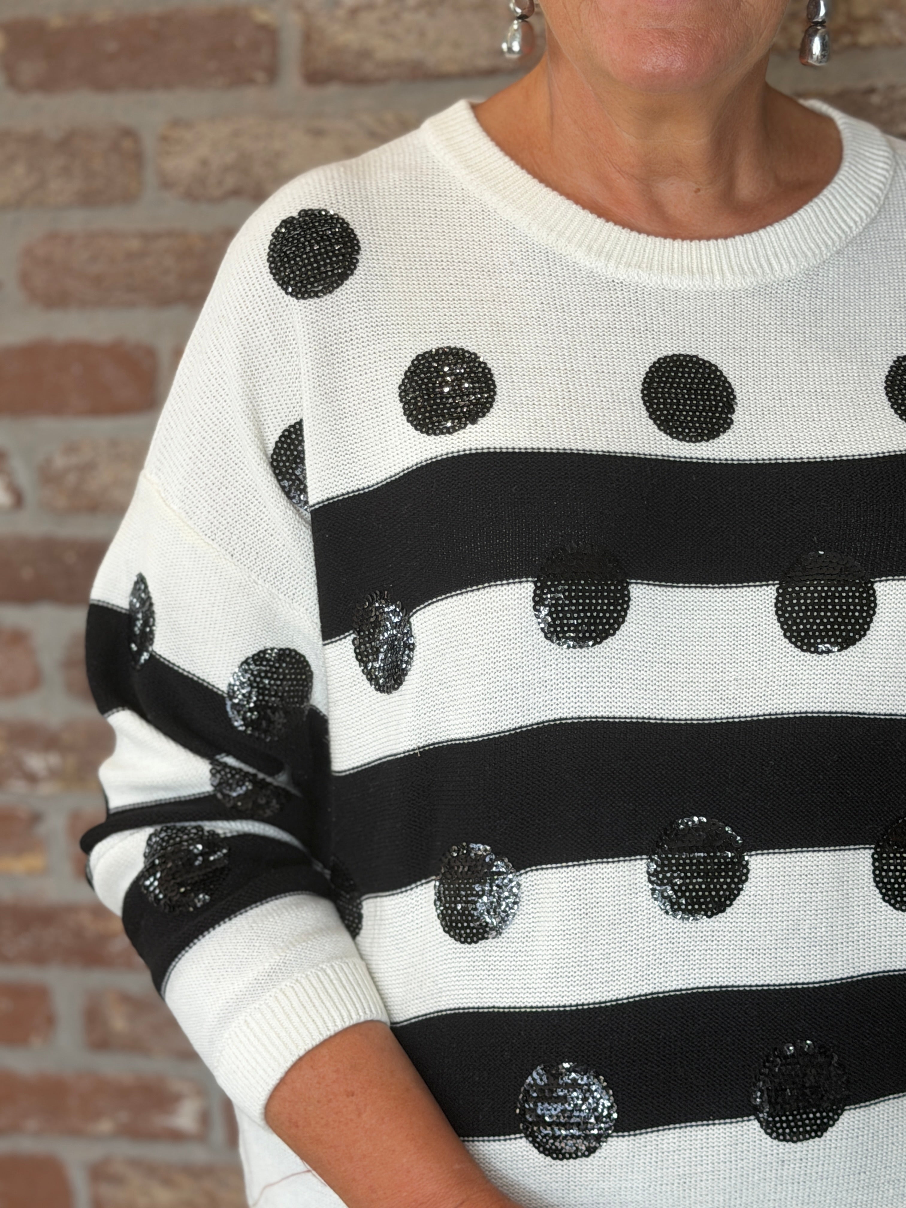 Oui sequin dots patterned jumper in white & black
