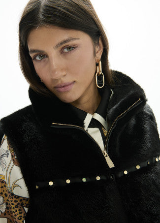 Metallic detail vest in brown