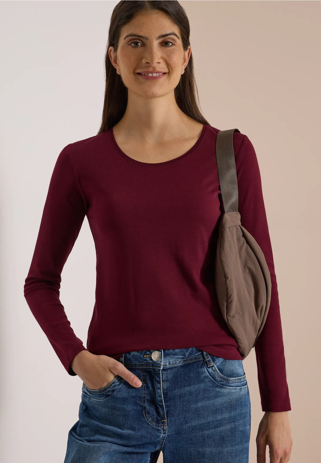 Pia basic top in red wine