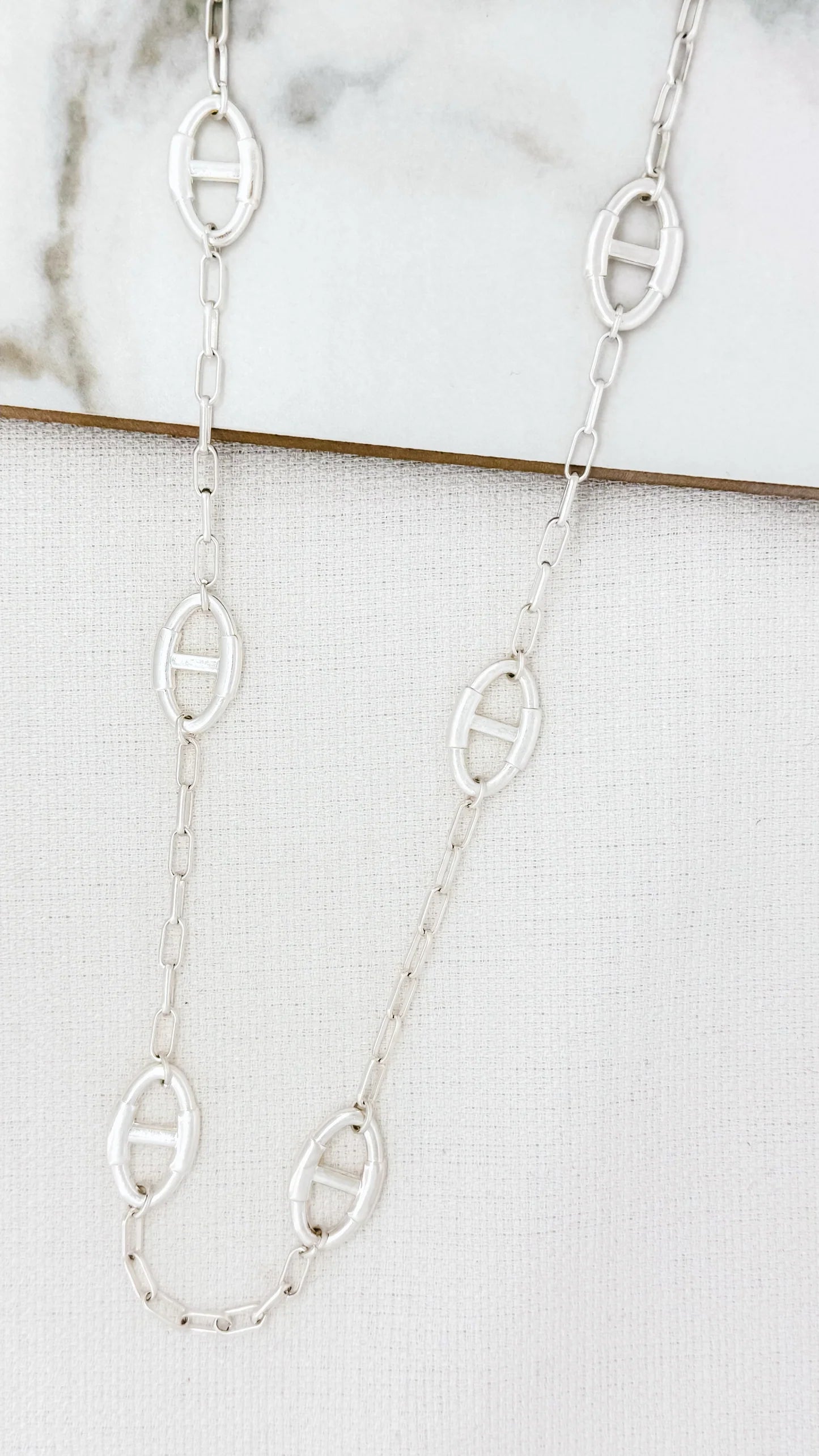 Envy Long Link Necklace In Silver