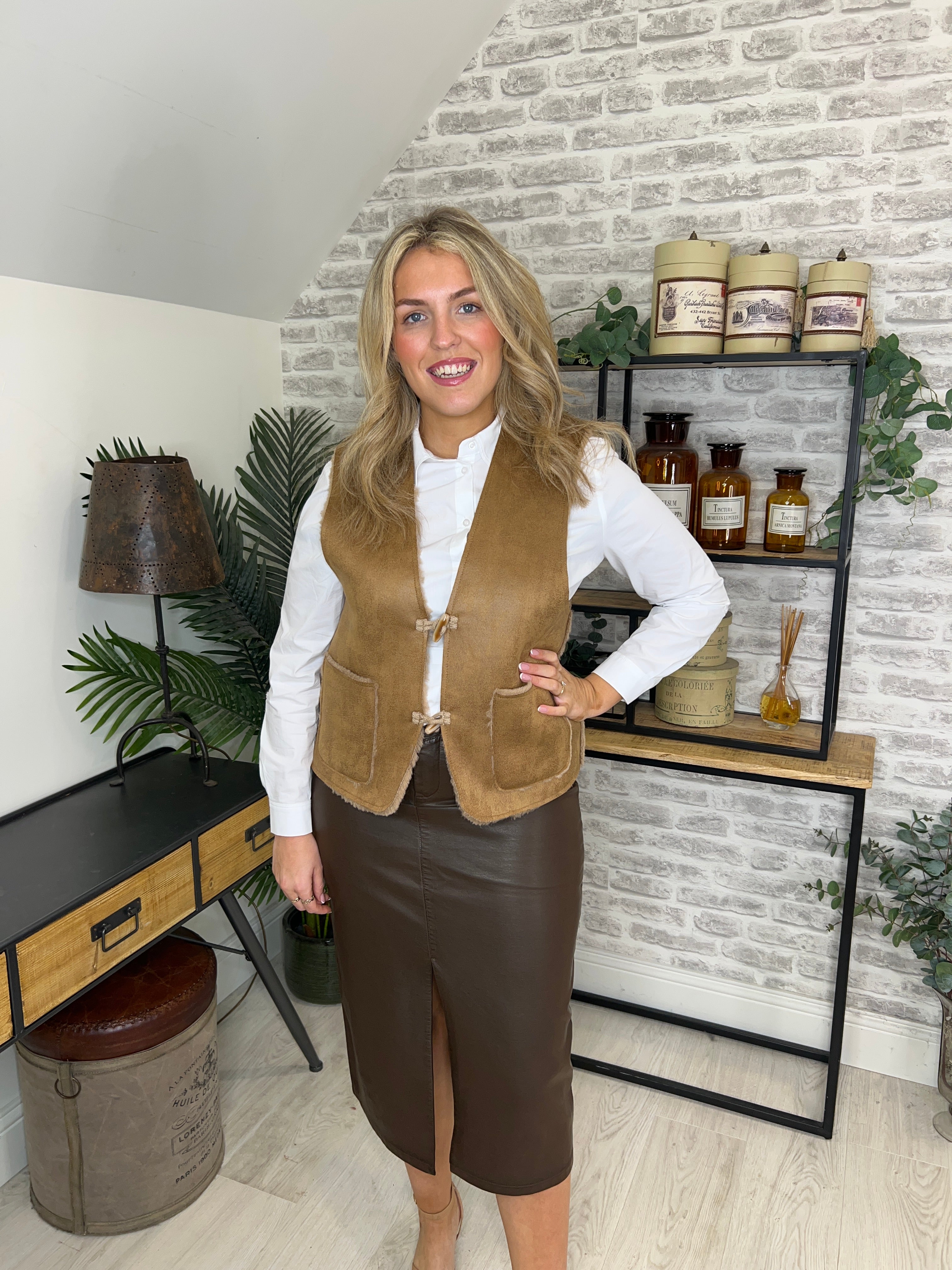 FRNCH Gilet In Camel