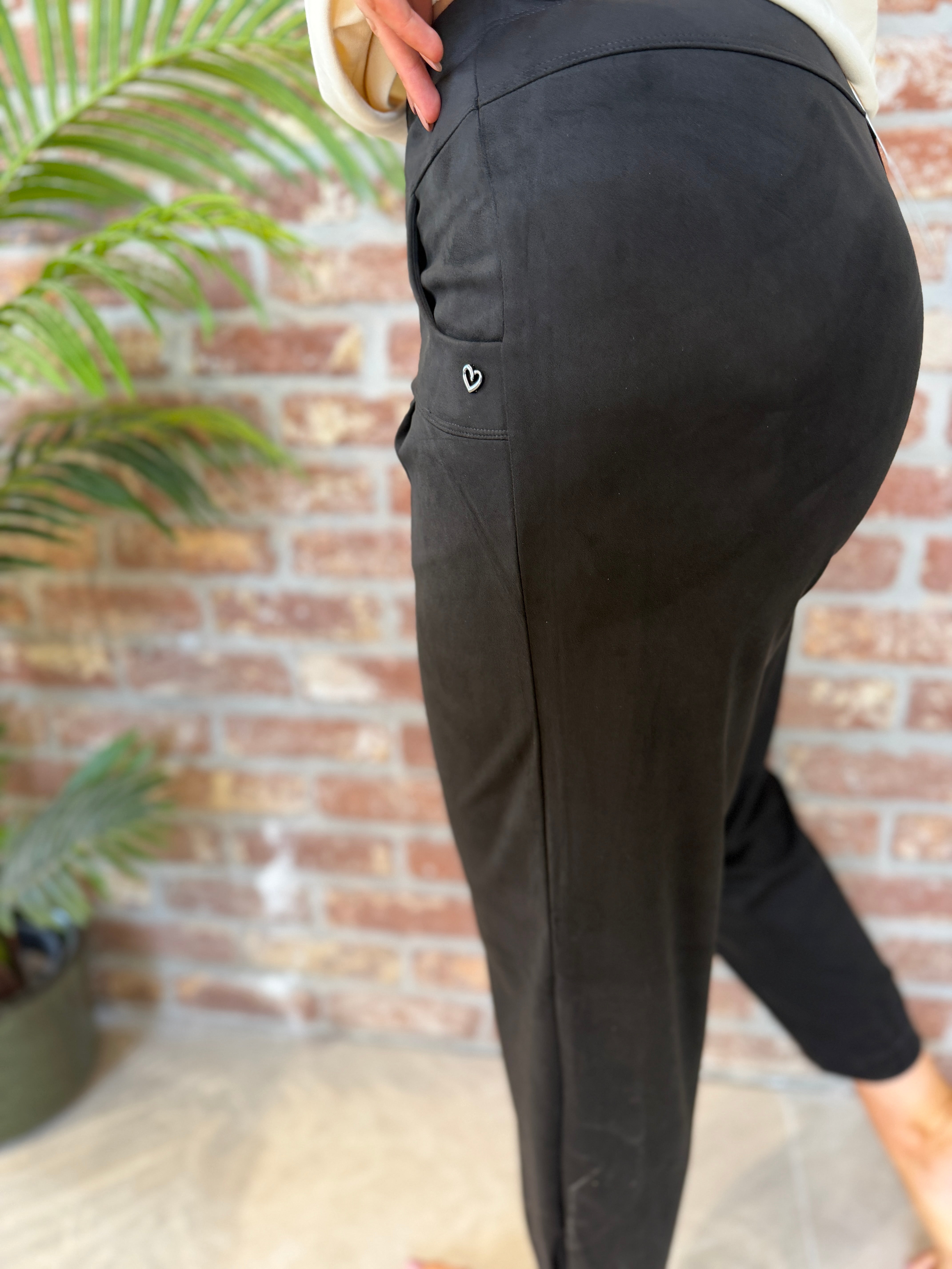 Rachell suede leather trousers in black