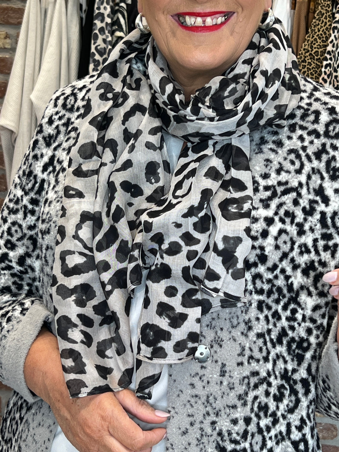 Monari Scarf With Leopard Print In Green Tea