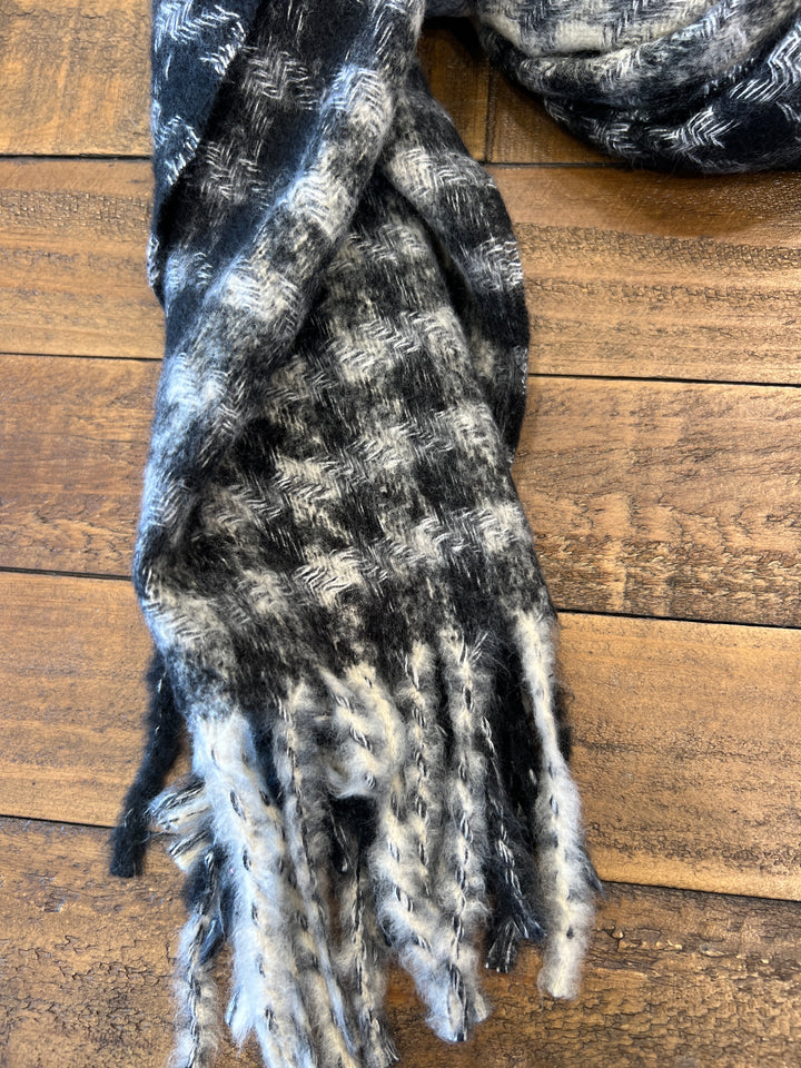 Soya Concept Ibiza Scarf In Black Multi