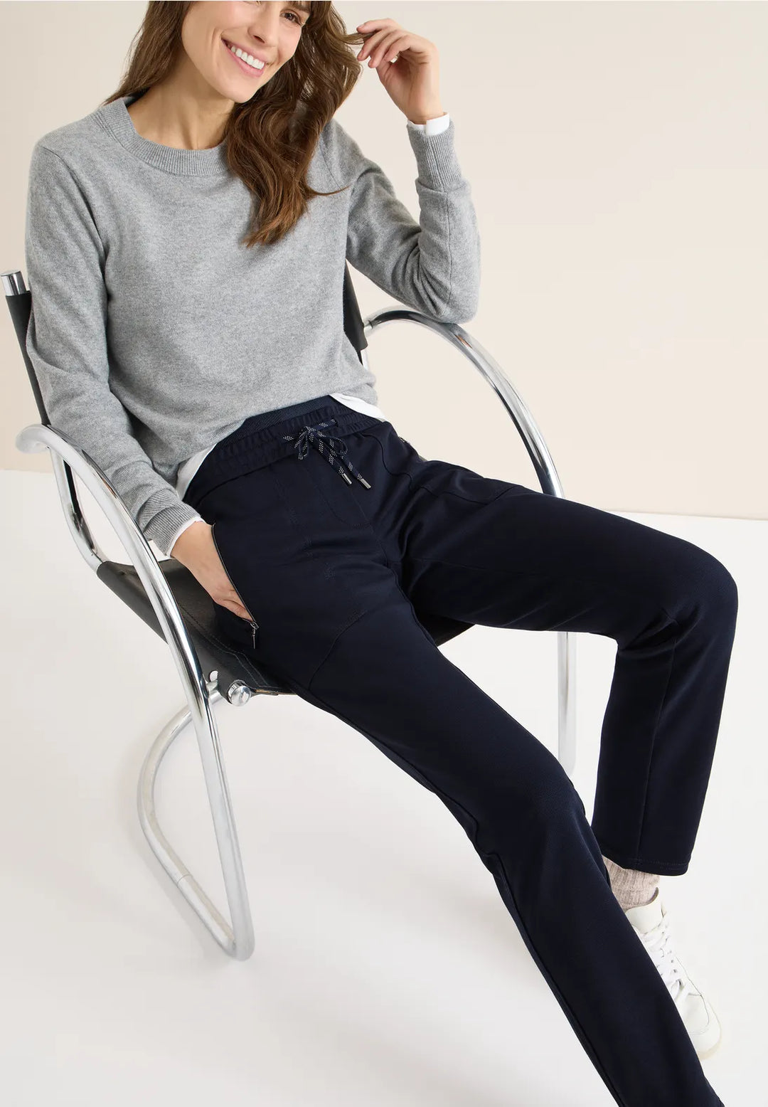 Cecil Tracey Trousers In Navy