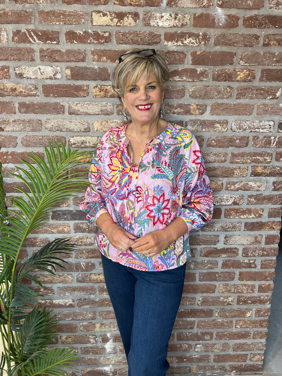 Milano Italy Raglan sleeve blouse In rose multi