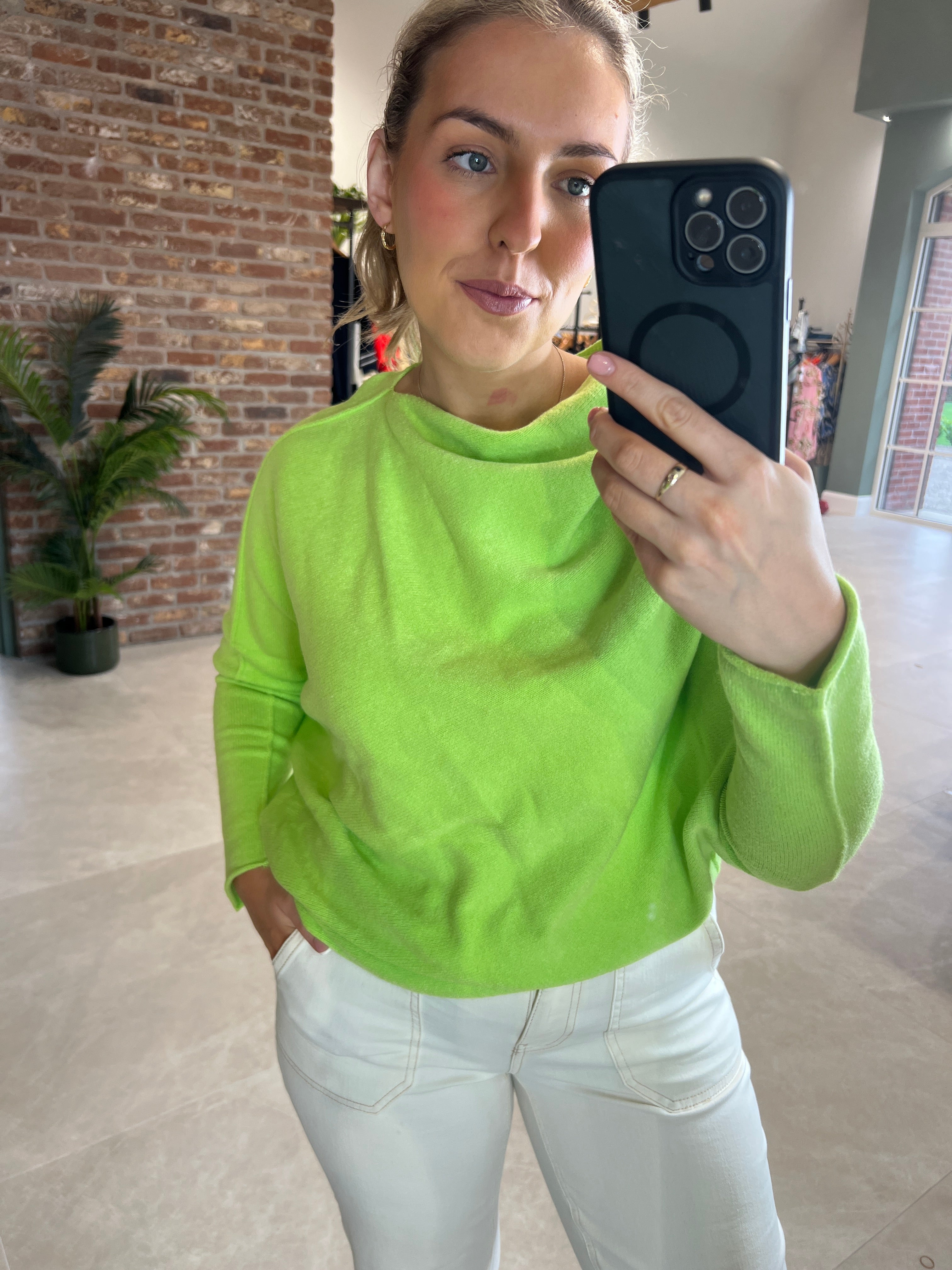 Deck By Decollage Asymmetric Knit In Lime