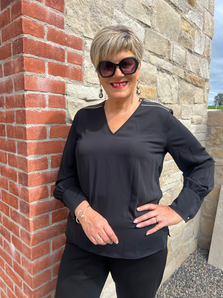 Peruzzi Embellished Trim Blouse In Black