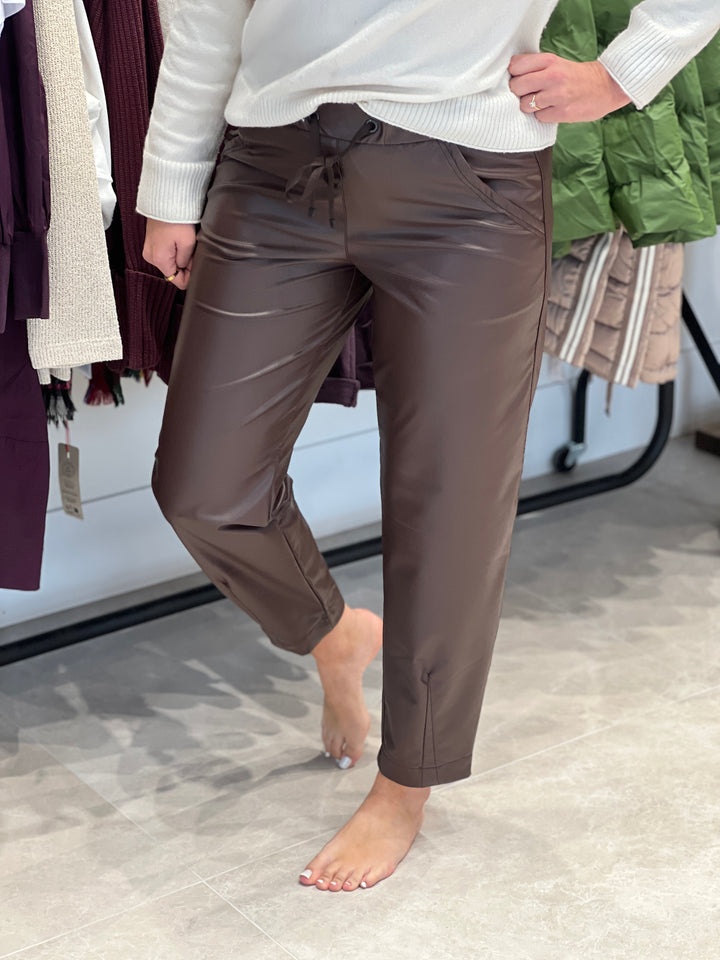 Stehmann Rhonda Pleather Trousers In Coffee Bean