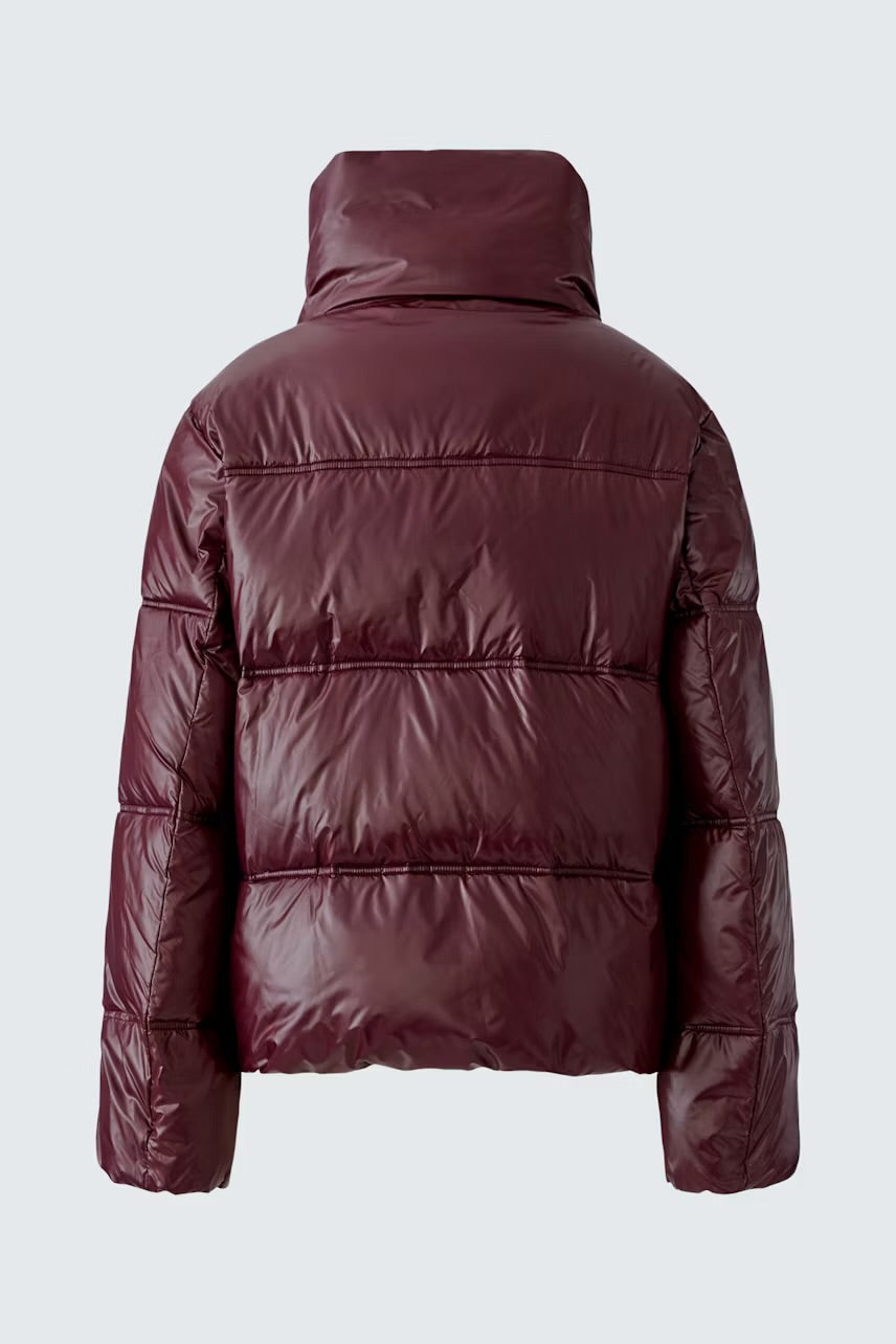 Puffer jacket in bramble berry