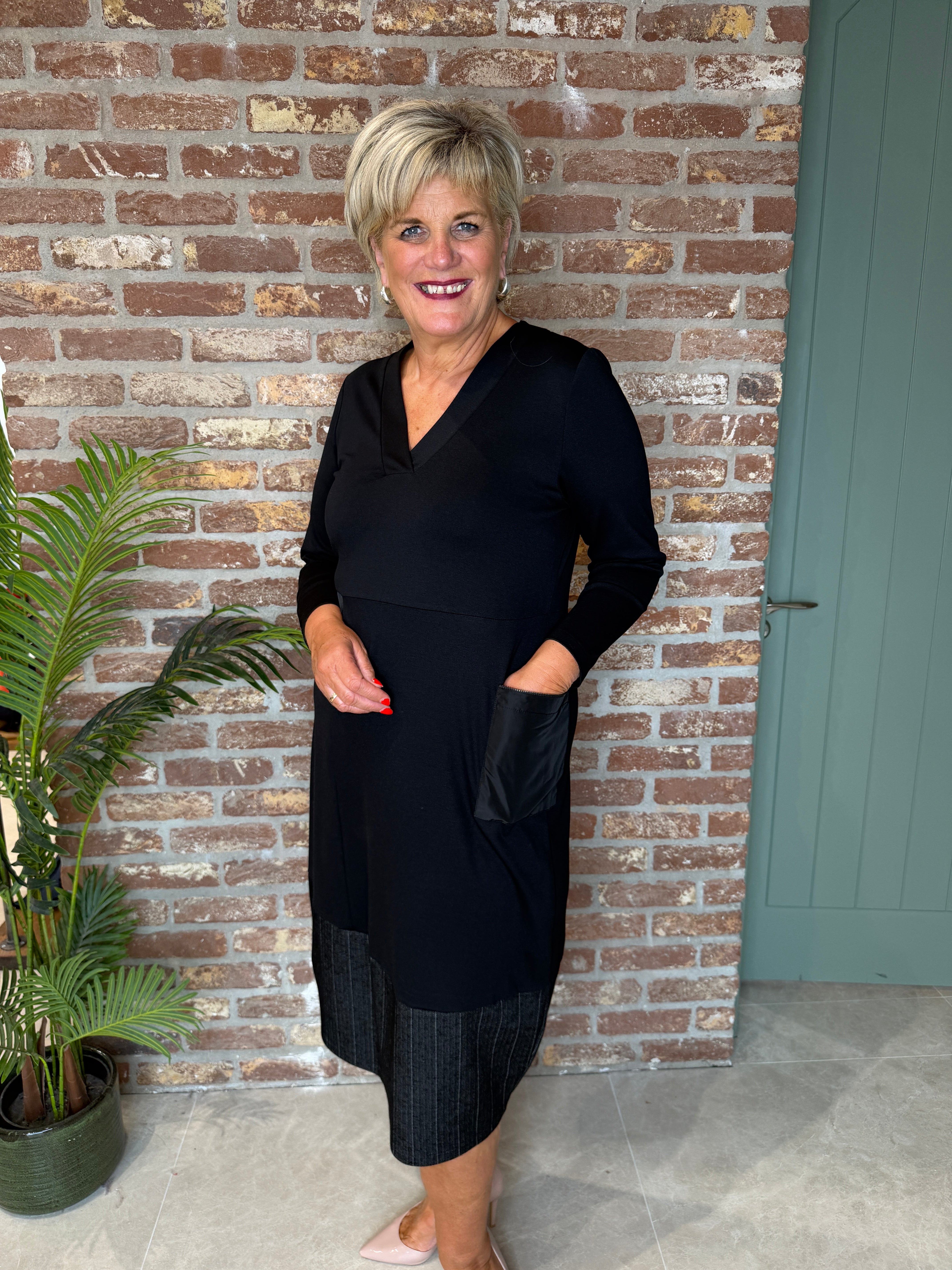 Peruzzi herringbone trim dress in black