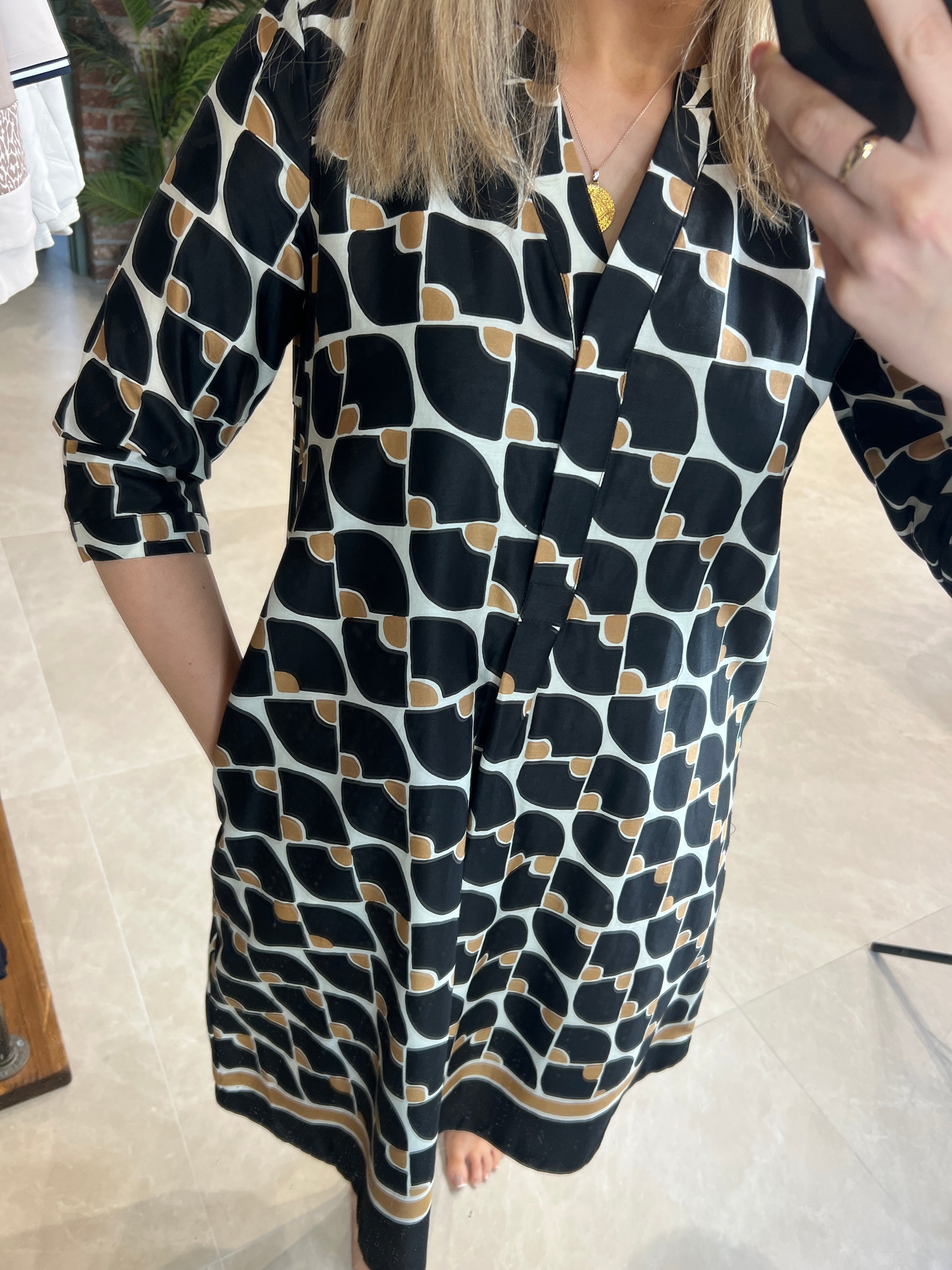 Milano Italy V-Neck Dress In black & tan