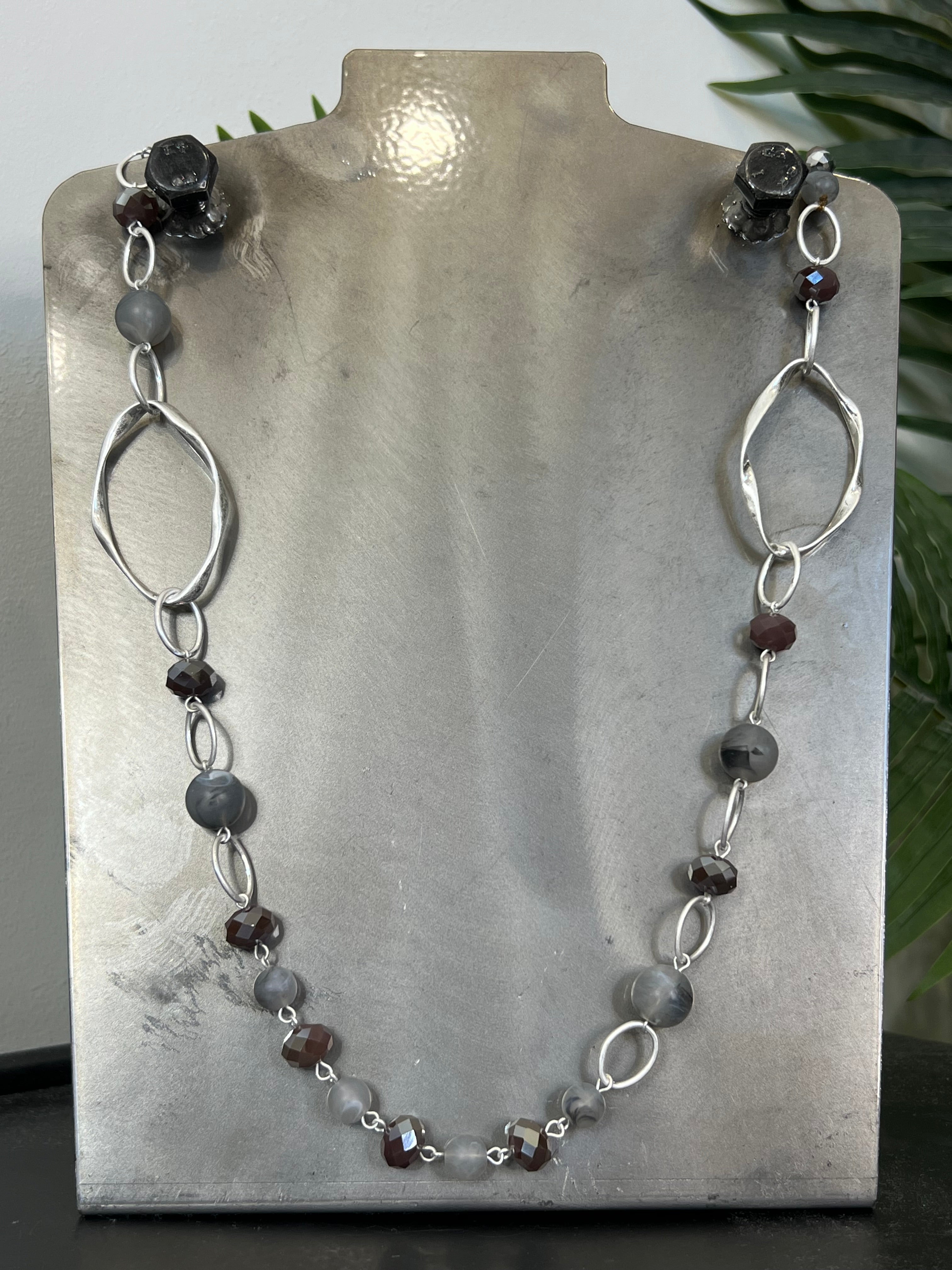 Eliza Gracious Beaded Necklace In Grey