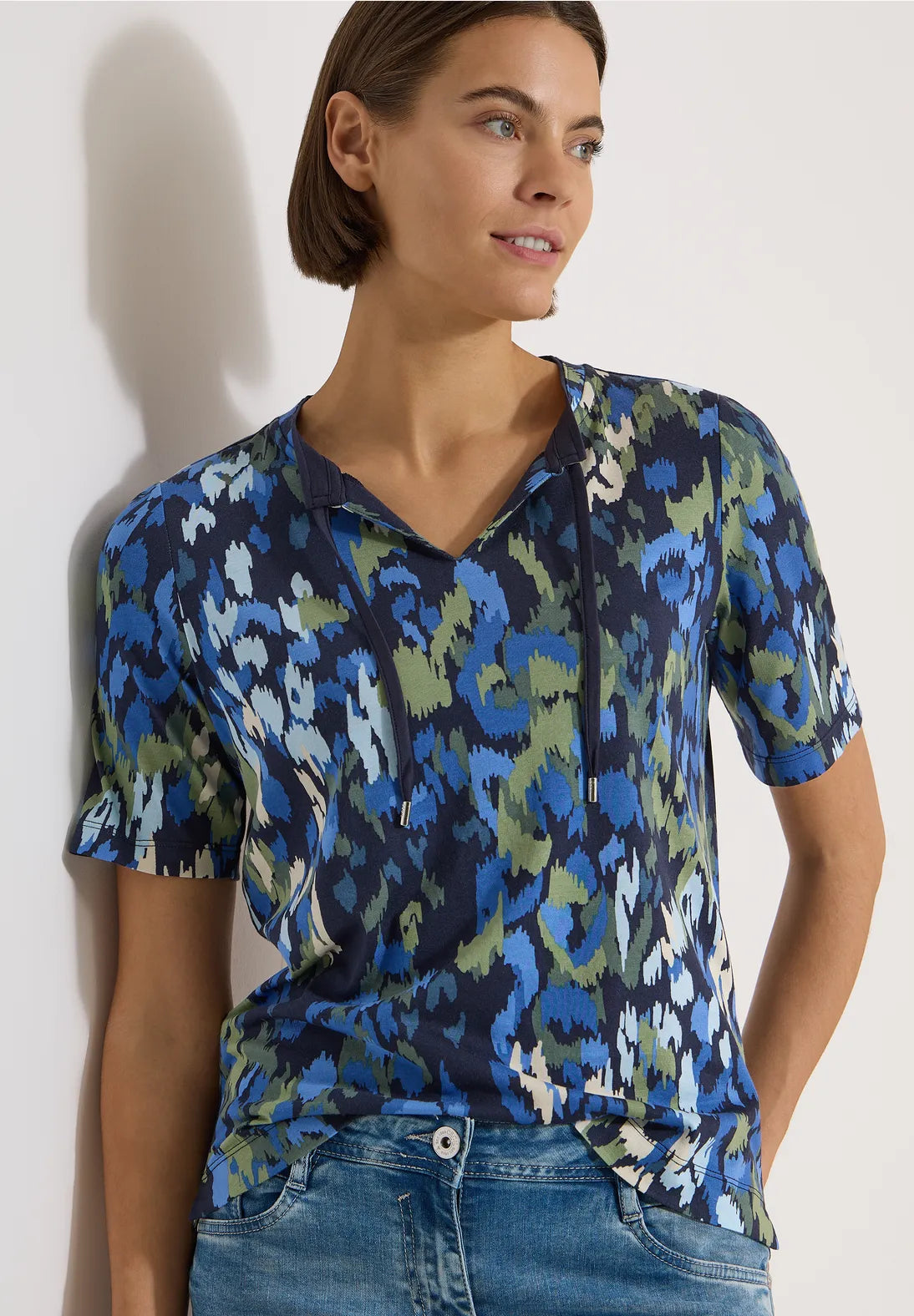 Cecil Patterned T-shirt With Toggles In Urban Dark Blue