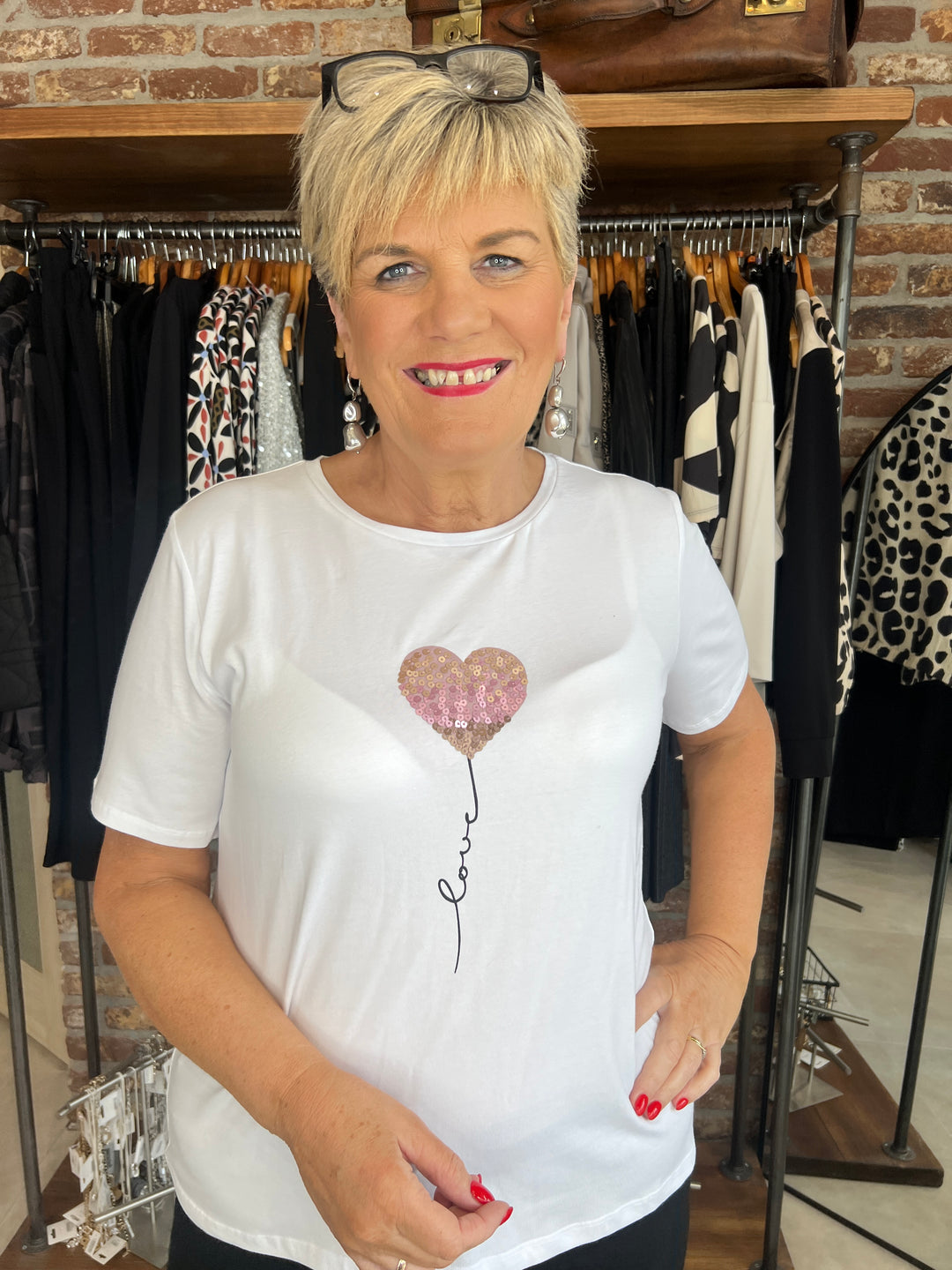 More & More Print T-shirt In White