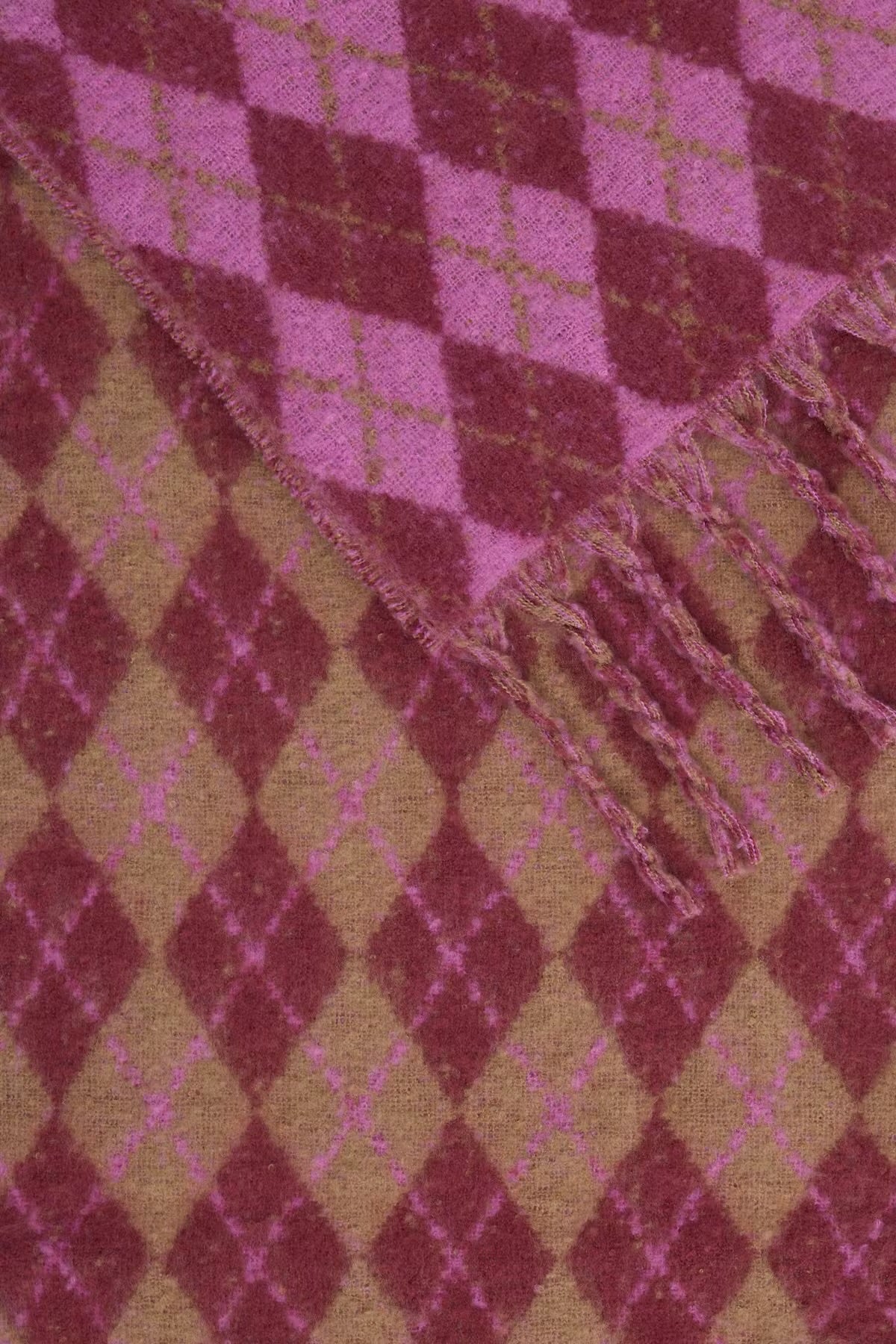 Patterned Tassel Scarf In Red multi