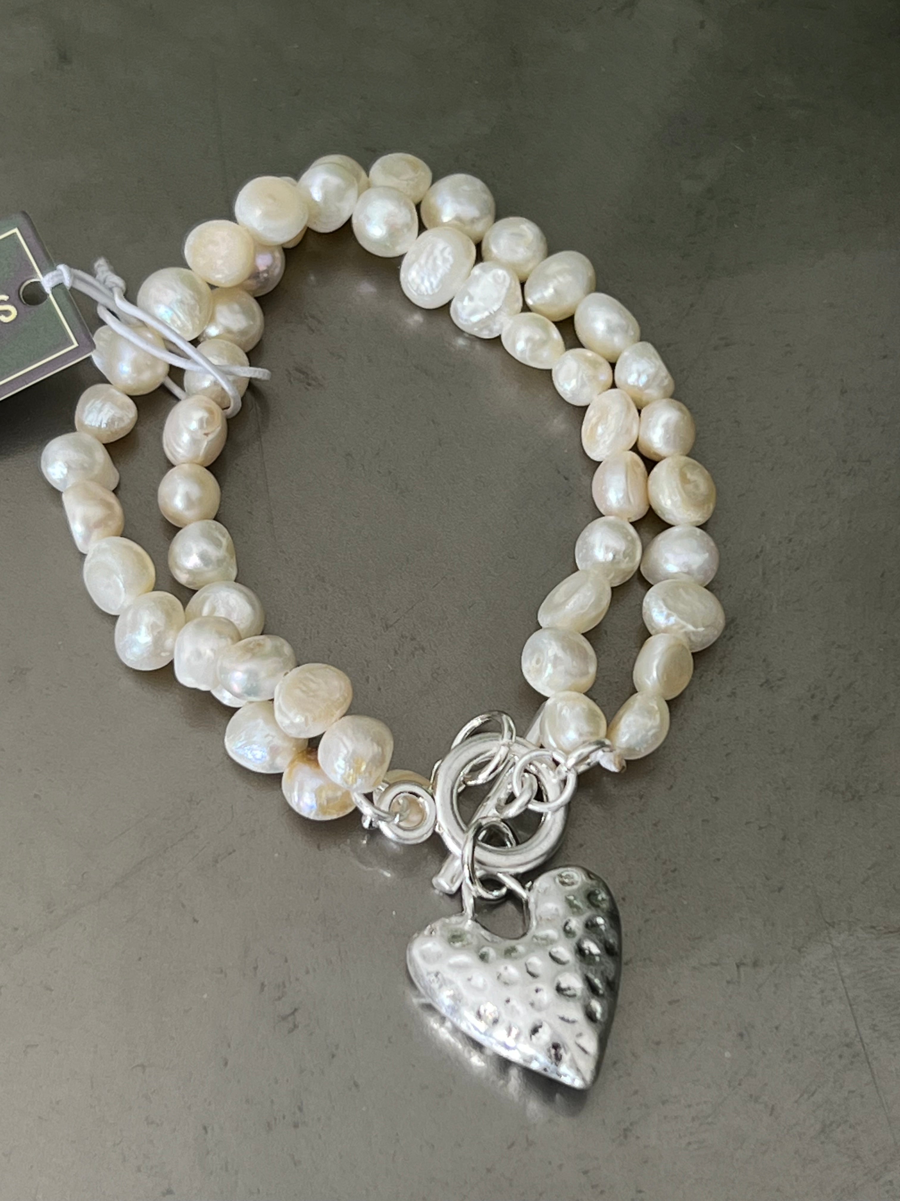 Eliza Gracious Freshwater Pearl With Beaten Heart In cream