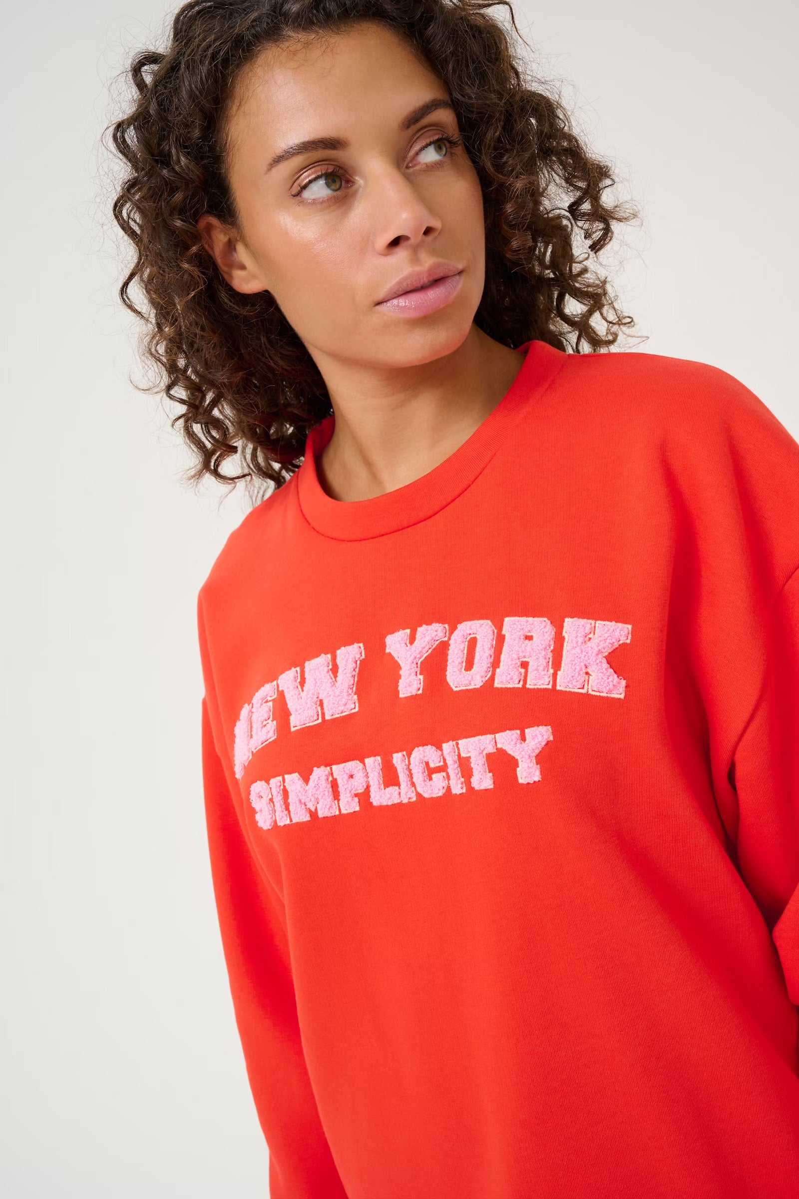 Culture cuchria Charlie sweatshirt In Fiery Red