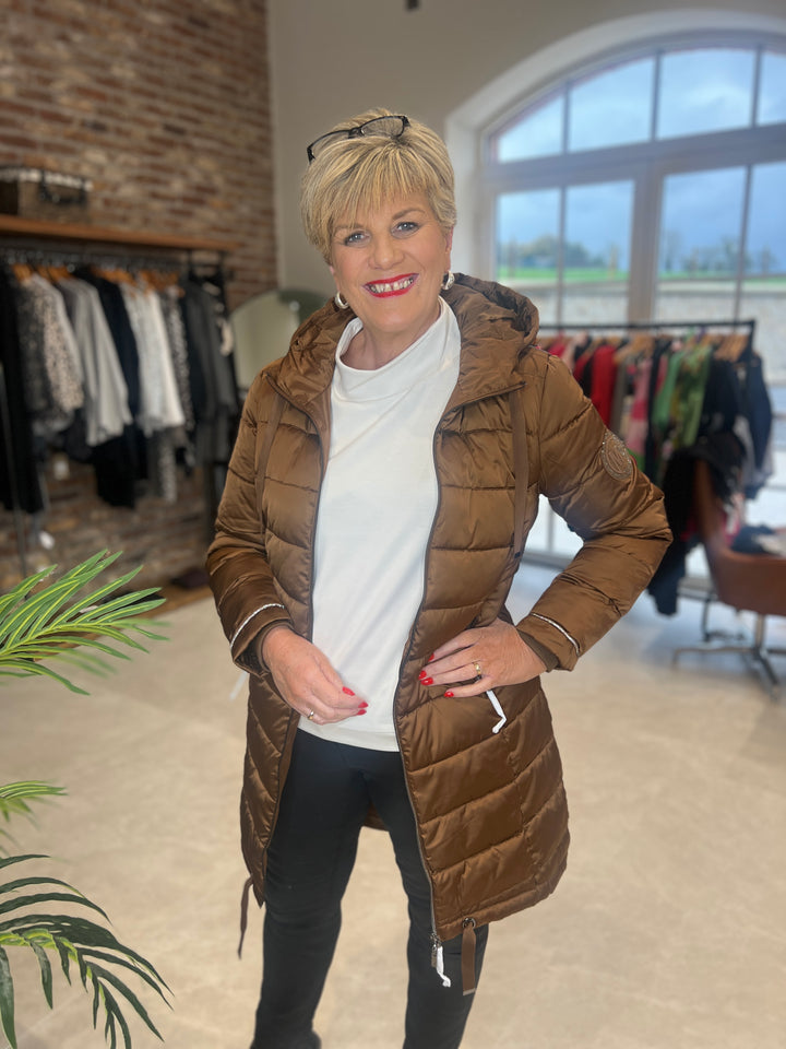 Monari Quilted Coat With Rhinestones In Whisky