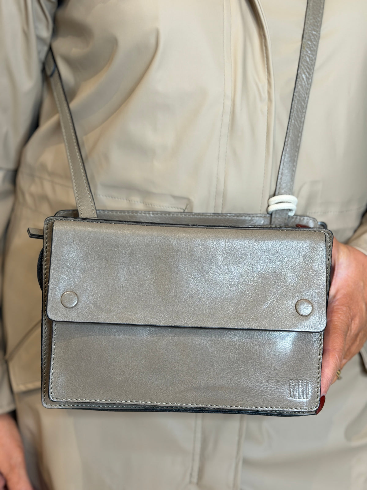 BIBA leather Murray Garnet Cross body bag in stone