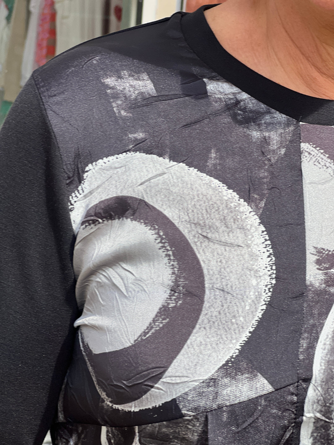 Peruzzi Ultra Print Top In Black