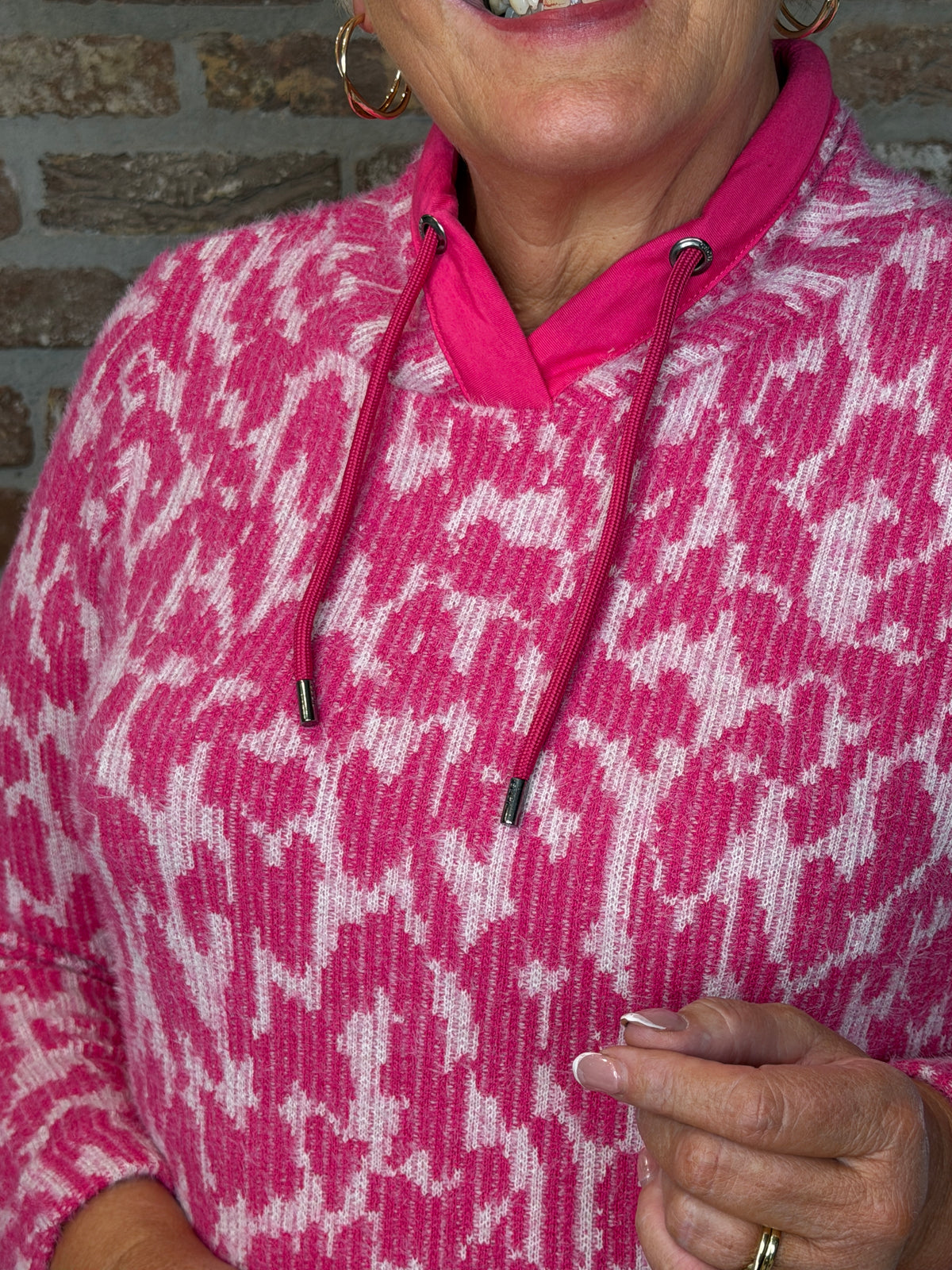 Rib feather yarn jumper in pink flash